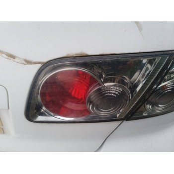 PILOTO PORTON TRASERO DERECHO 