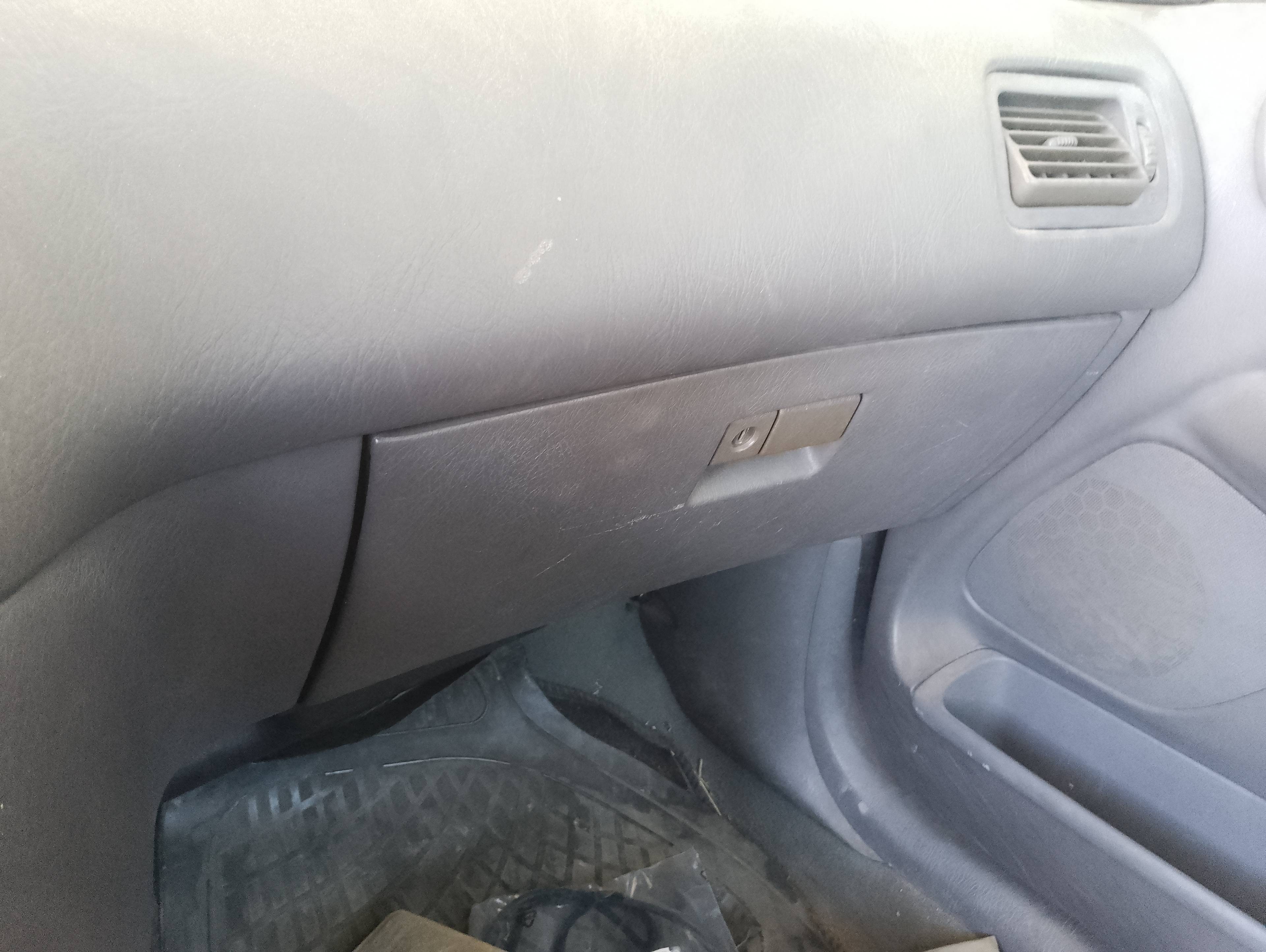 Recambio de guantera para toyota avensis berlina (t 22) 1.6 luna (5-ptas.) referencia OEM IAM   