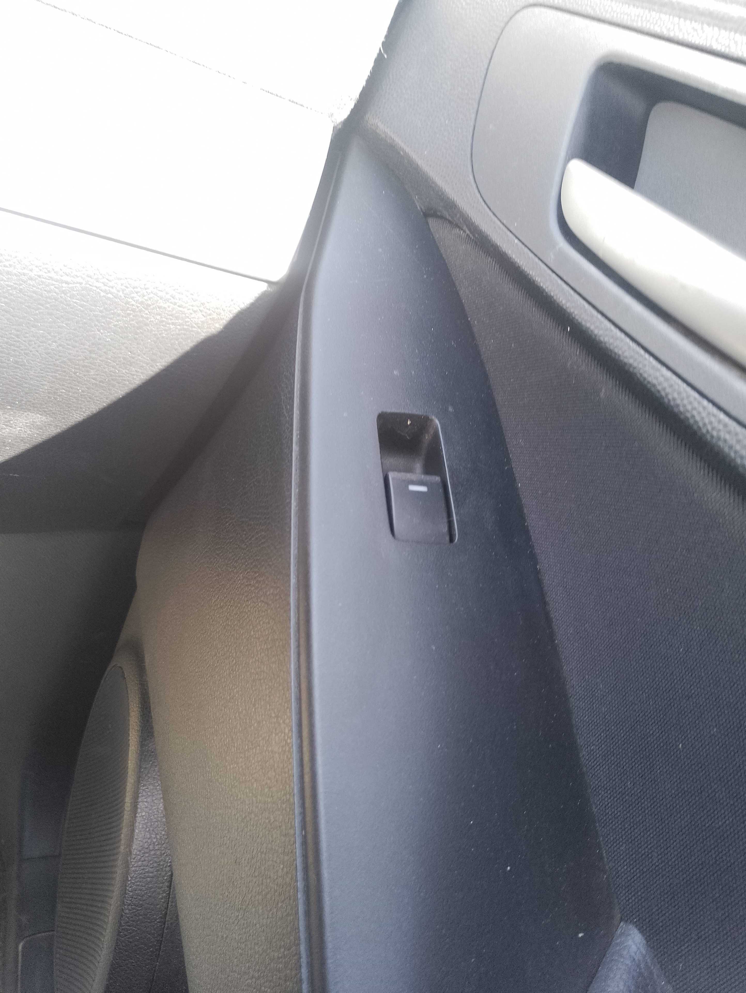 Recambio de mando elevalunas delantero derecho para mazda 3 berlina (bk) 1.6 crdt active referencia OEM IAM   