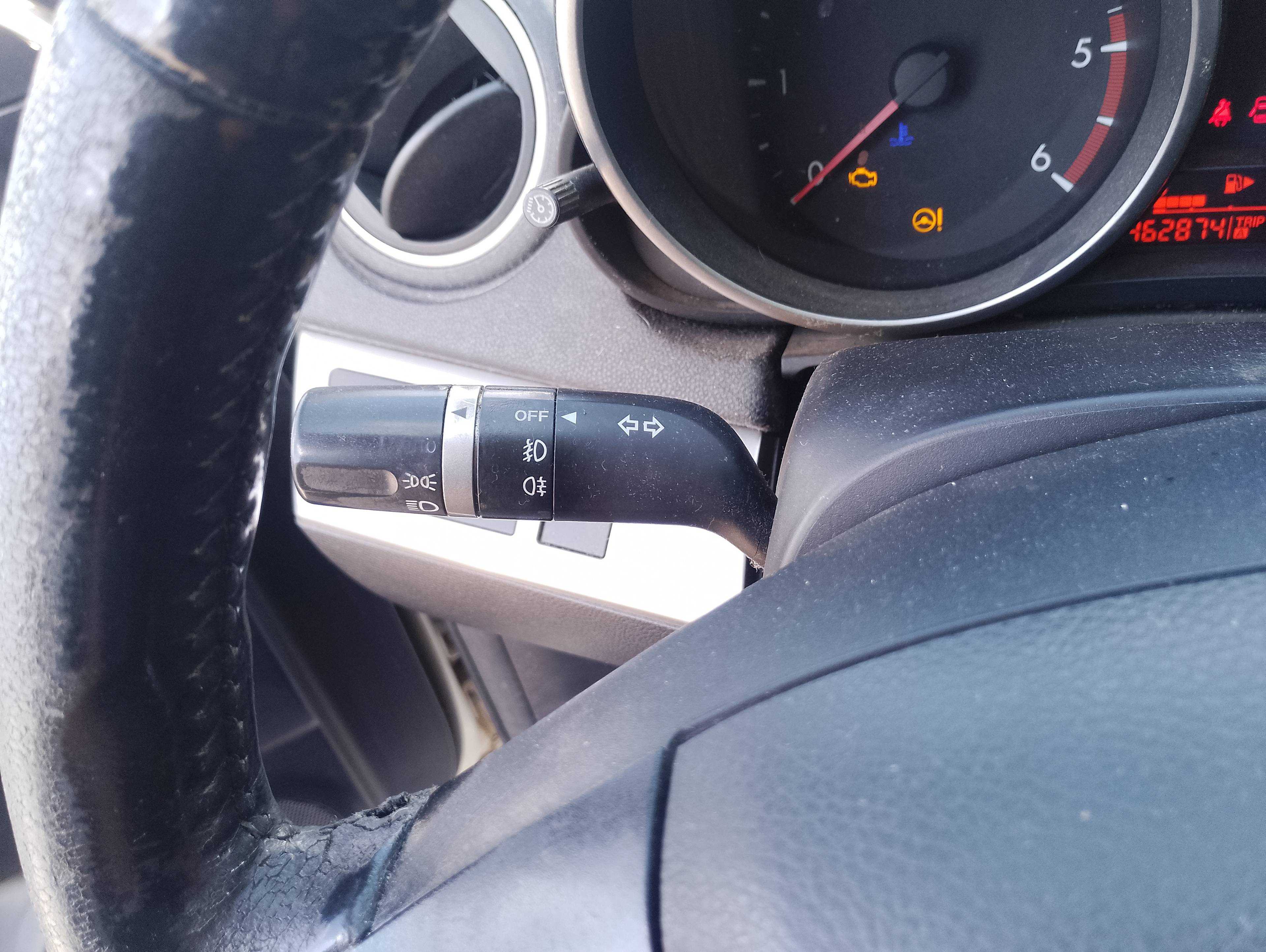 Recambio de mando intermitentes para mazda 3 berlina (bk) 1.6 crdt active referencia OEM IAM 17D682  