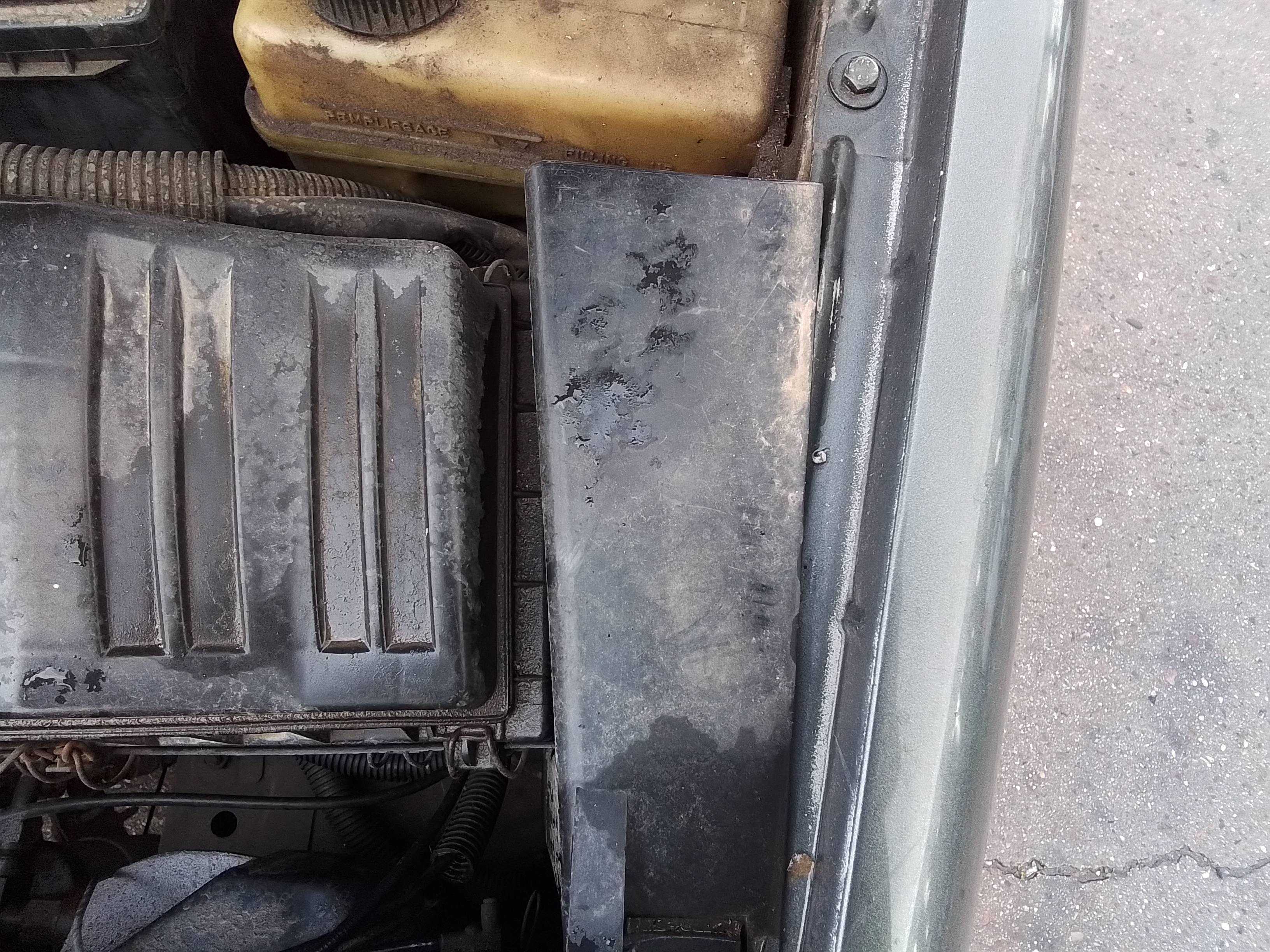 Recambio de caja reles / fusibles para peugeot 405 berlina srd-turbo exclusive referencia OEM IAM   