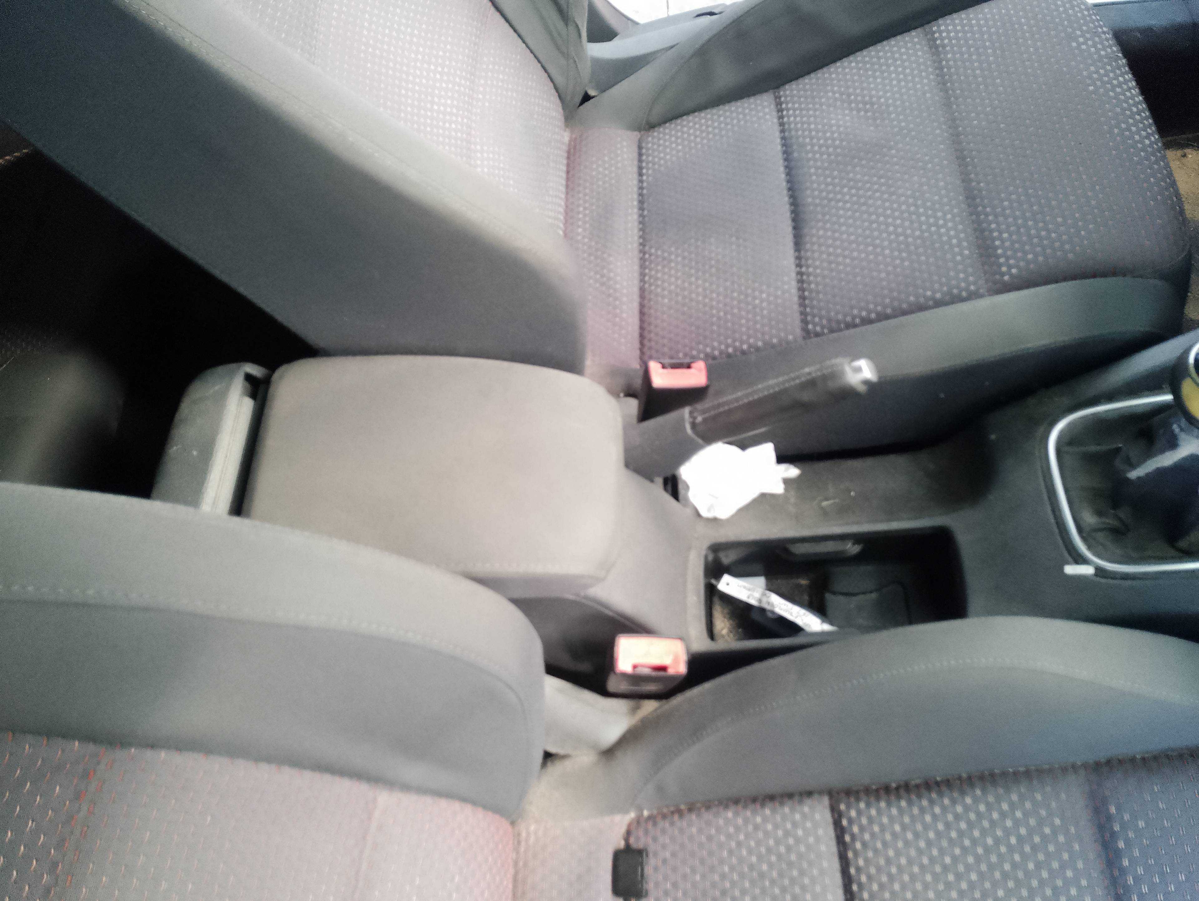 Recambio de apoyabrazos central para volkswagen golf v berlina (1k1) gt sport referencia OEM IAM   