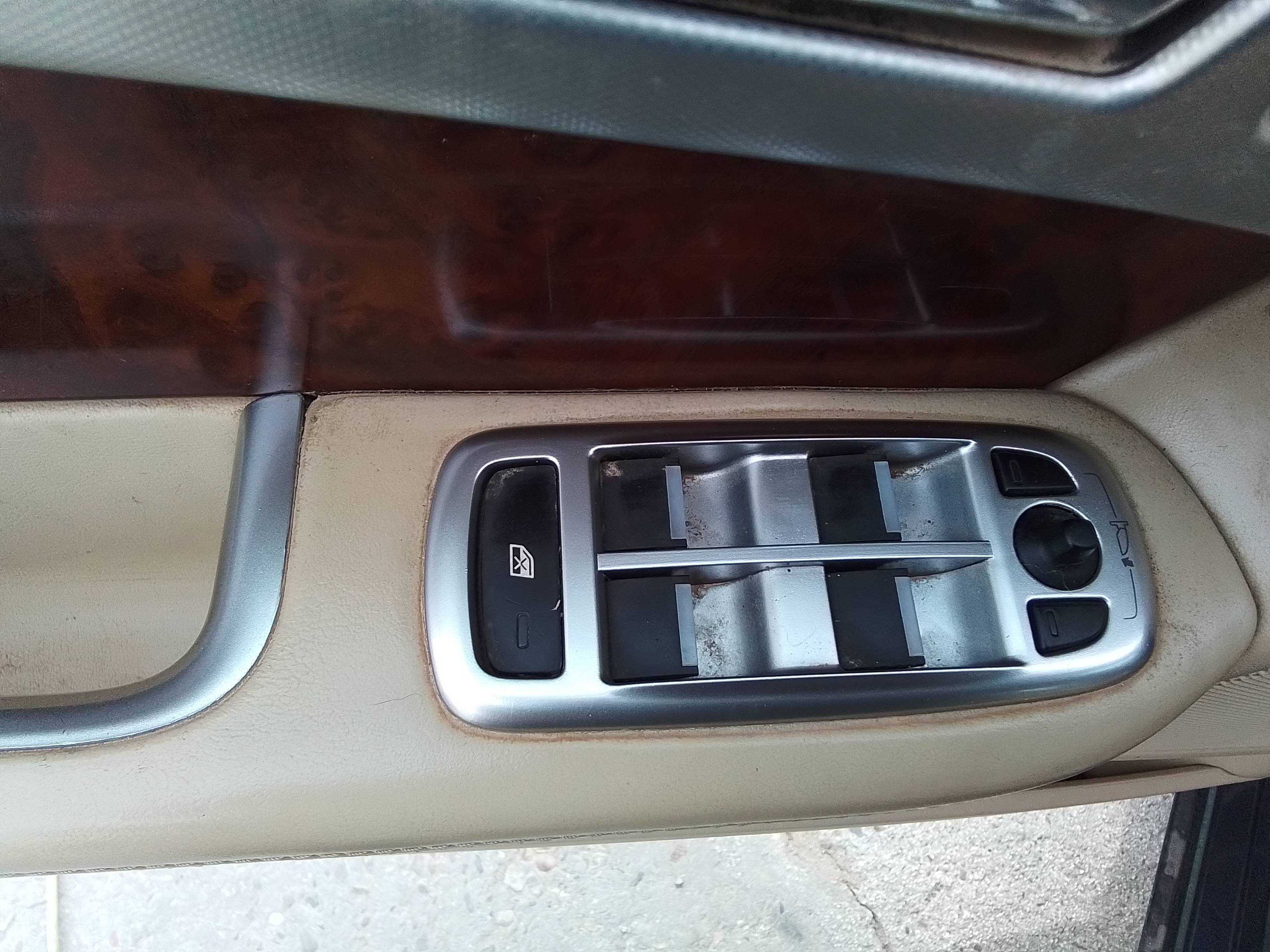 Recambio de mando elevalunas delantero izquierdo para jaguar xf sportbrake 2.2 diesel referencia OEM IAM   