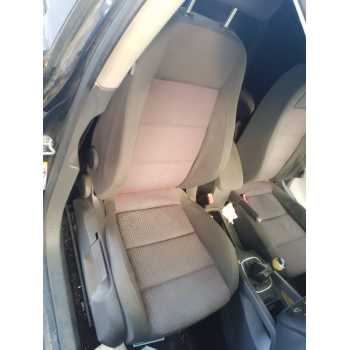 ASIENTO DELANTERO DERECHO 