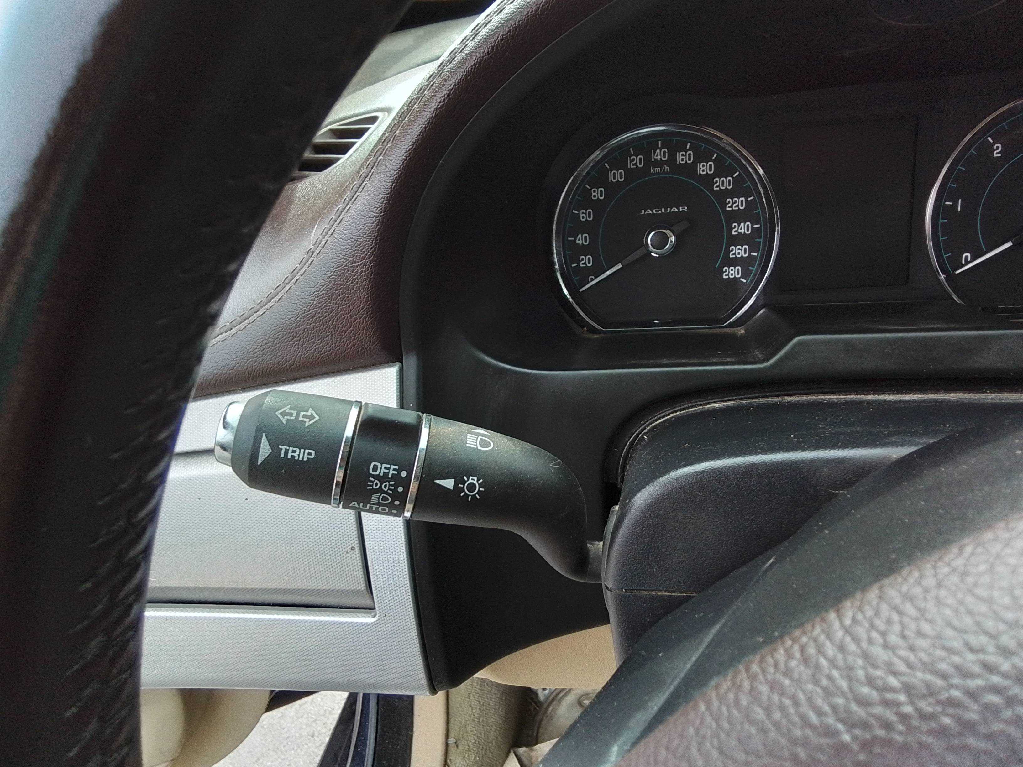 Recambio de mando luces para jaguar xf sportbrake 2.2 diesel referencia OEM IAM   