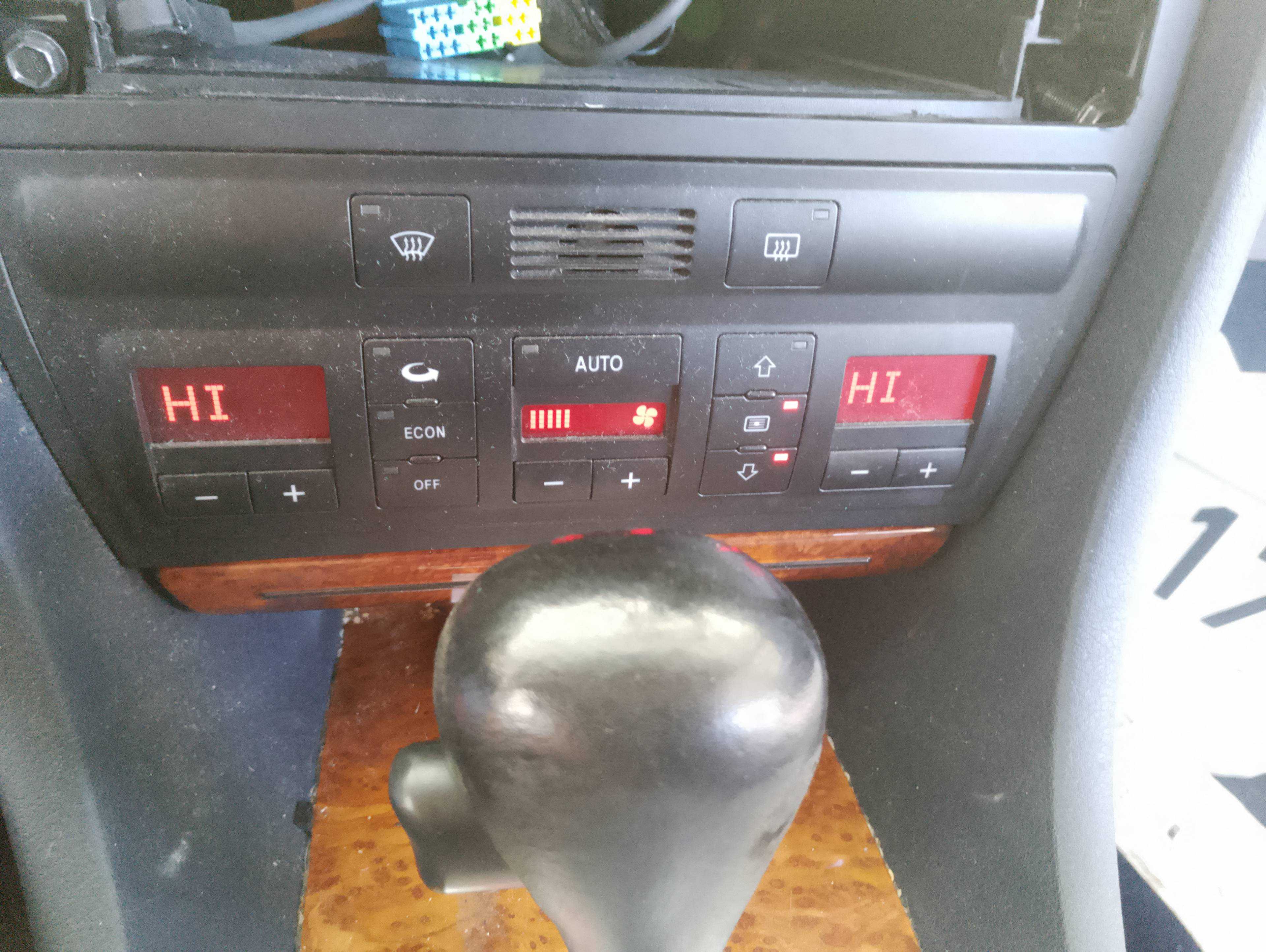 Recambio de mando climatizador para audi a6 berlina (4b2) 2.8 referencia OEM IAM   