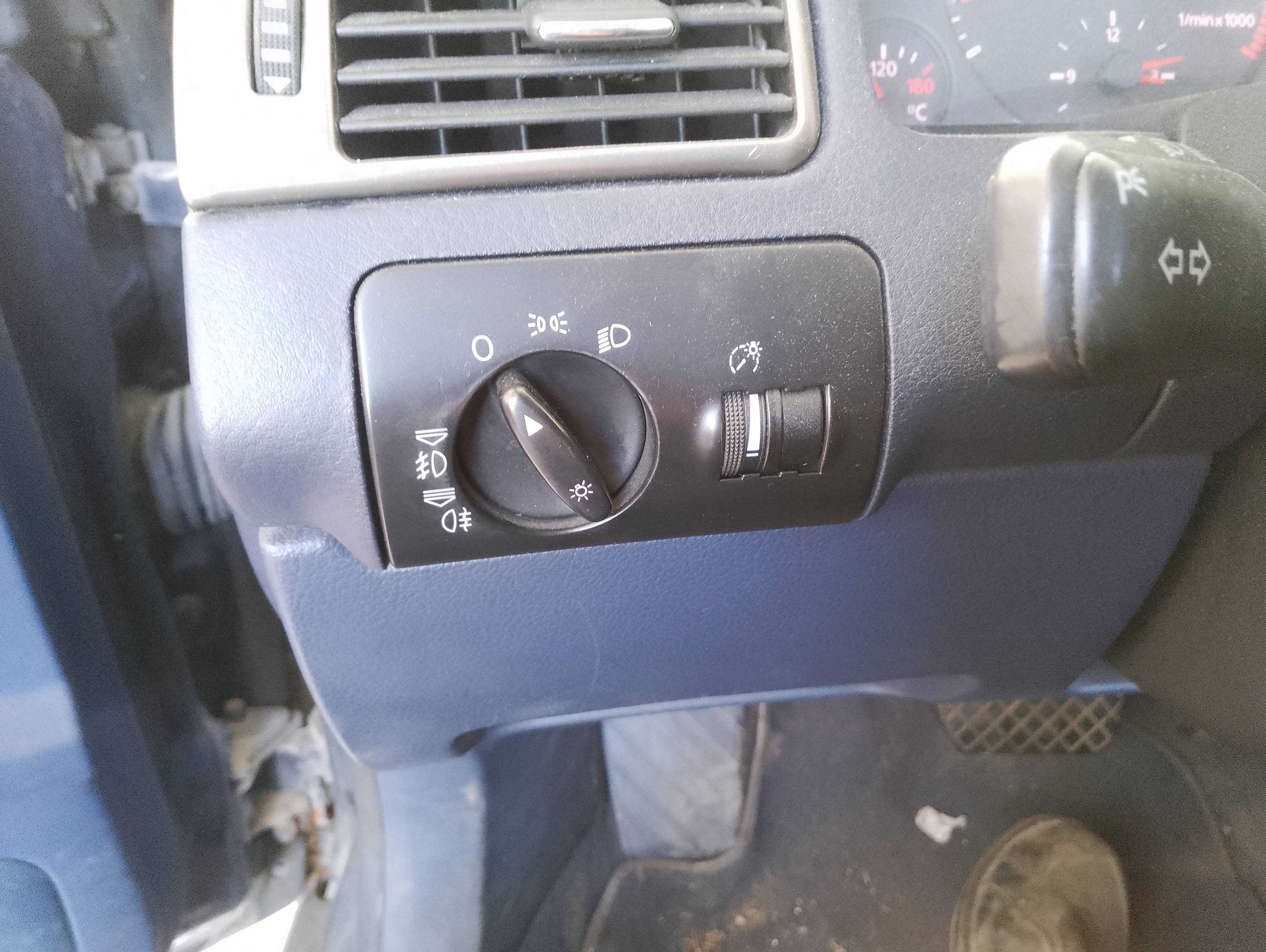 Recambio de mando luces para audi a6 berlina (4b2) 2.8 referencia OEM IAM   
