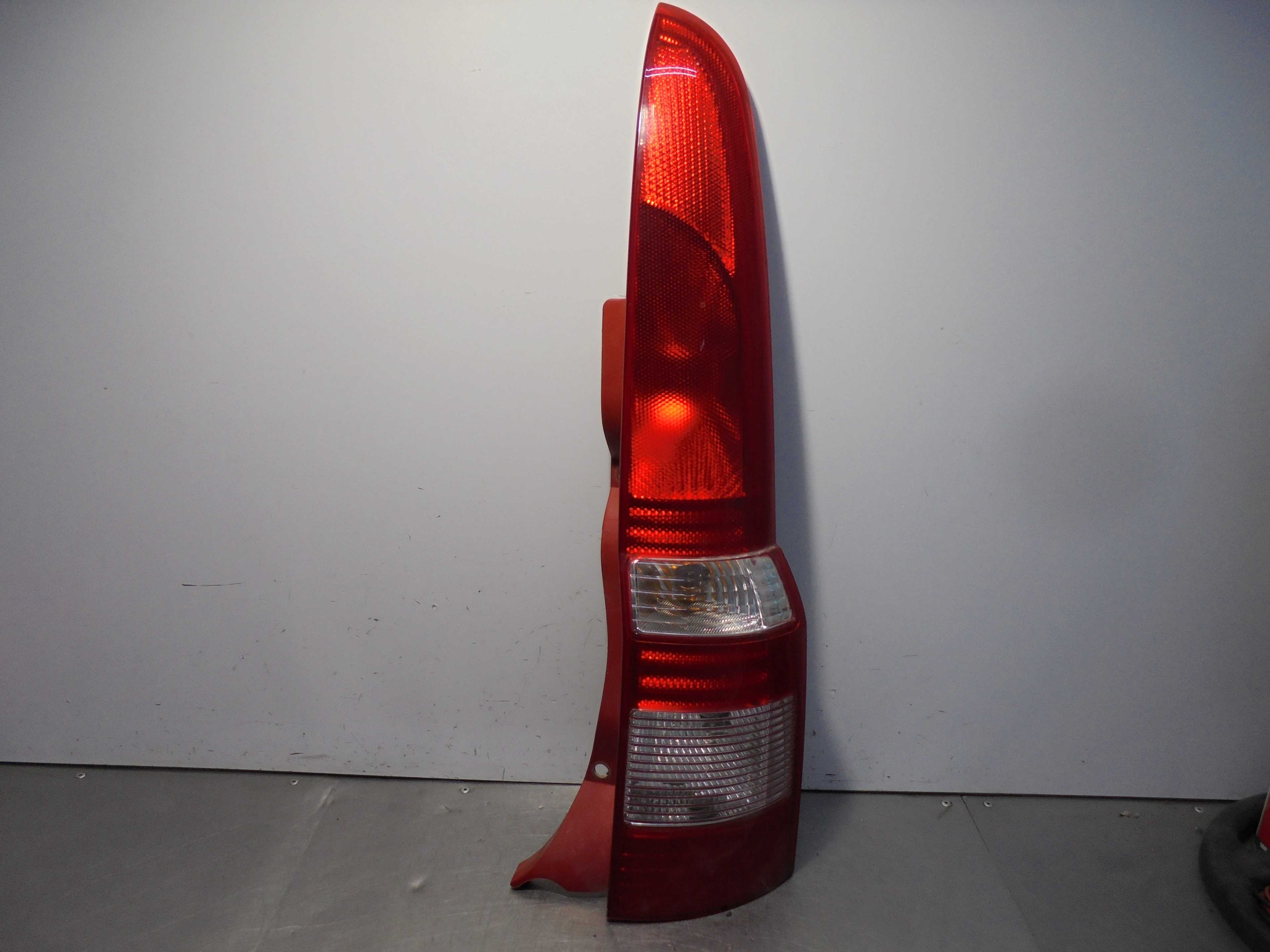 Recambio de piloto trasero derecho para fiat panda (169) 1.2 cat referencia OEM IAM 280202 AUTOMOTIVE LIGHTING 
