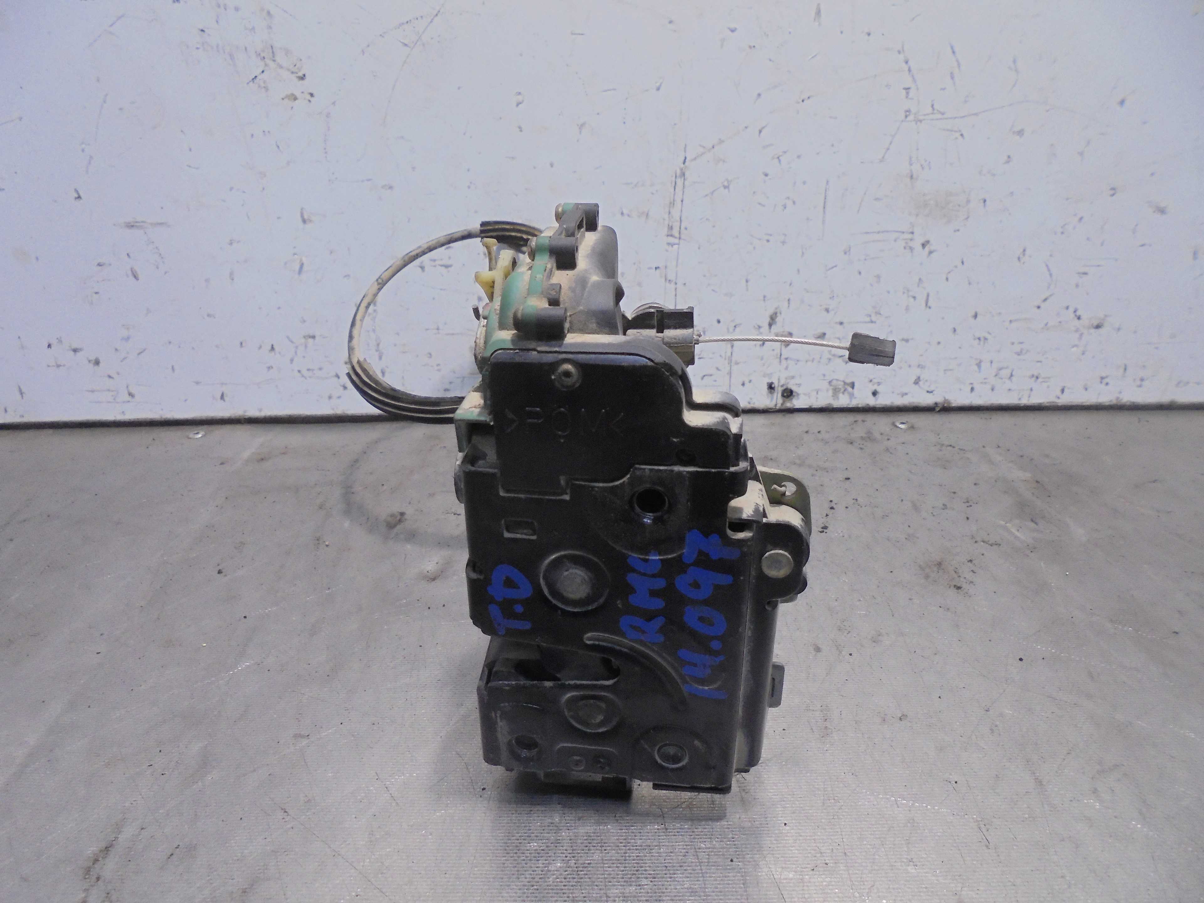 Recambio de cerradura puerta trasera derecha para skoda octavia berlina (1u2) 1.9 tdi glx referencia OEM IAM   