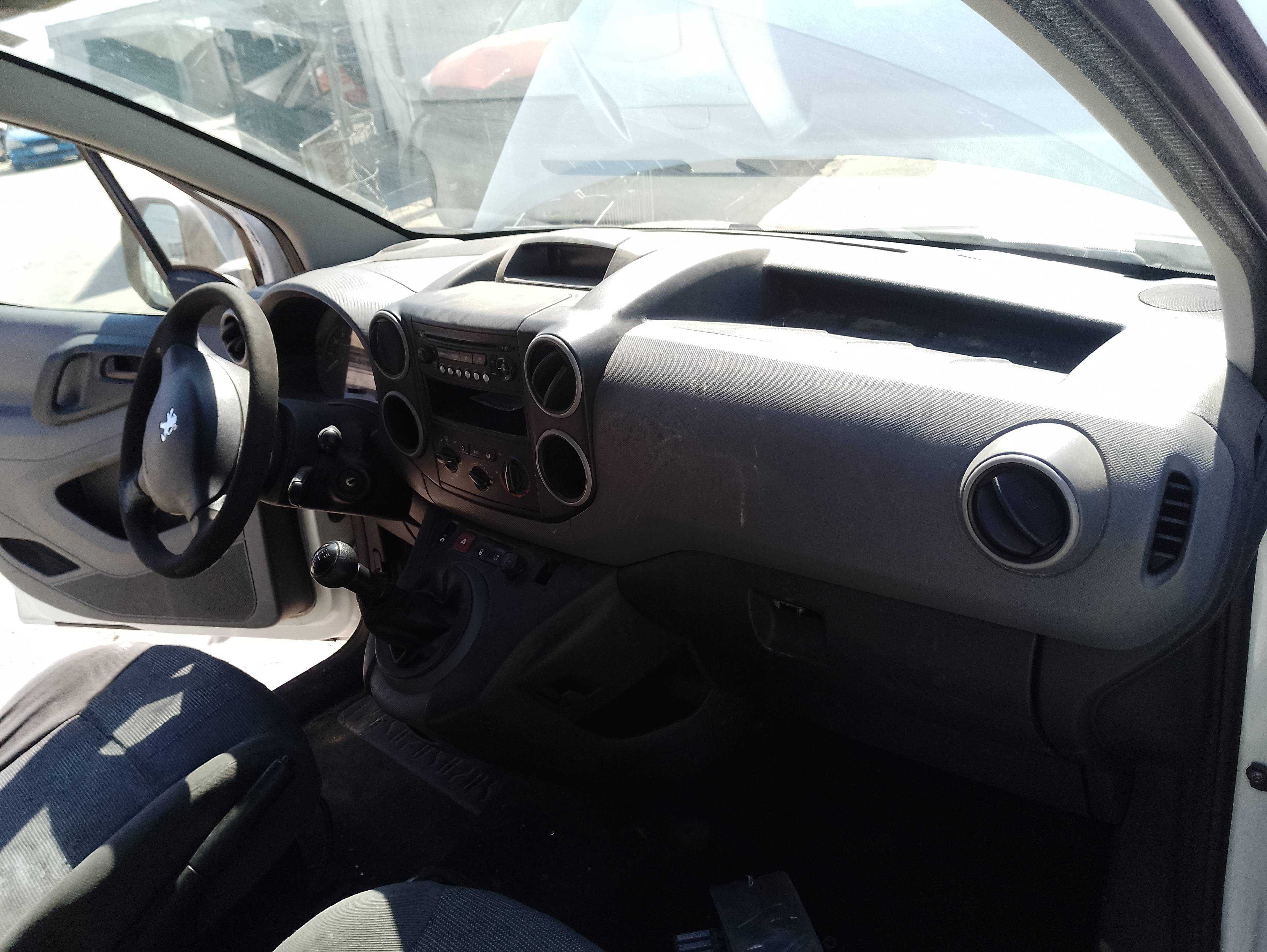 Recambio de salpicadero para peugeot partner kasten confort l1 referencia OEM IAM   