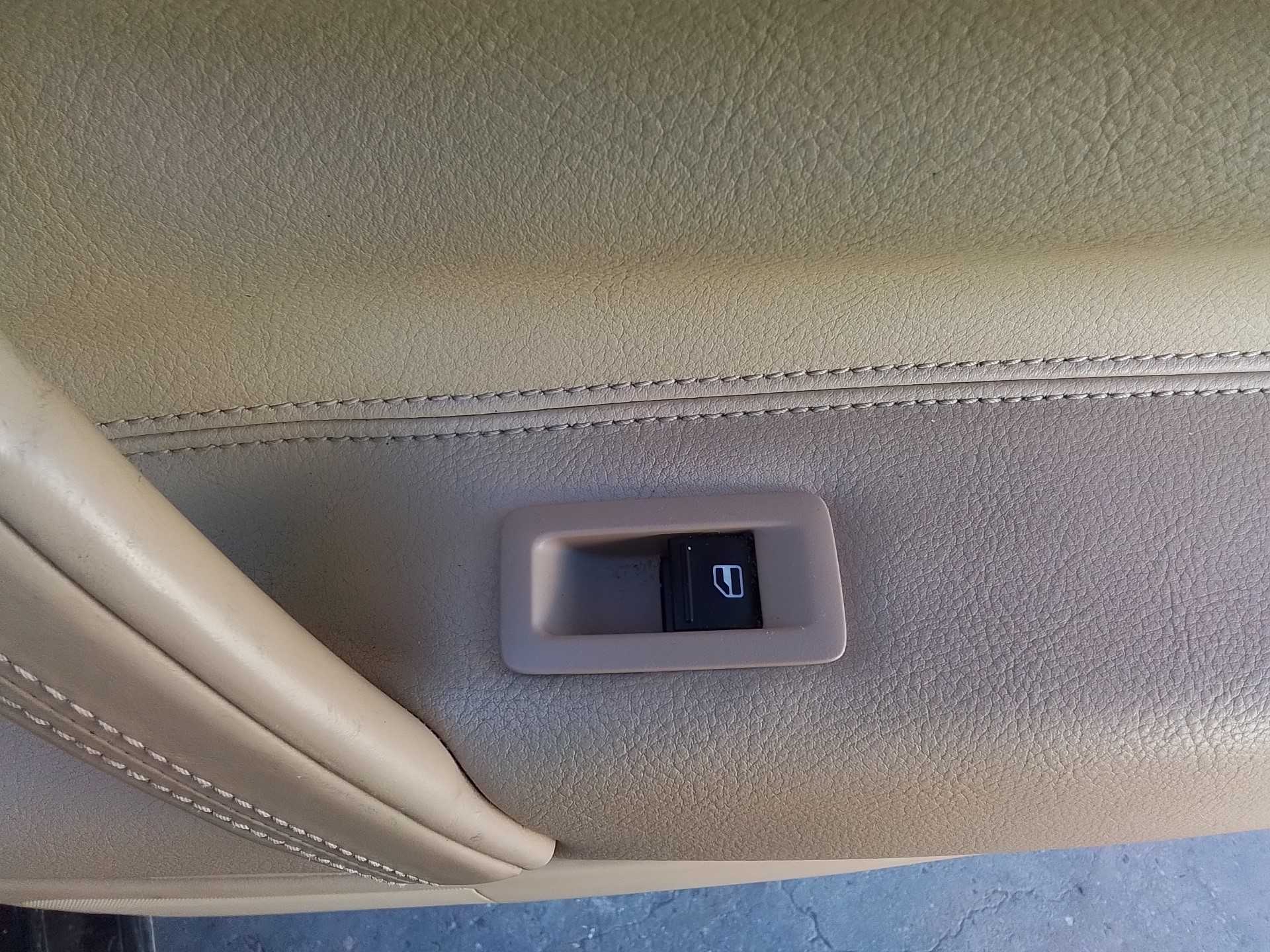 Recambio de mando elevalunas trasero derecho para volkswagen touareg (7la) tdi v6 referencia OEM IAM   