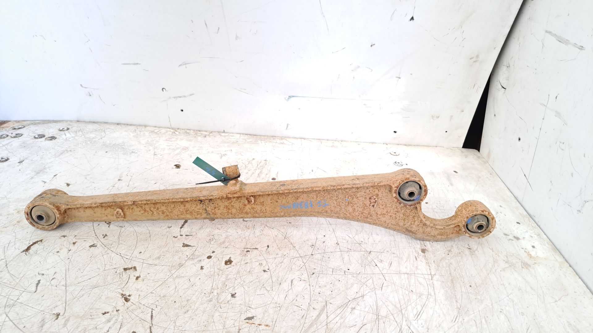 Recambio de tirante trasero izquierdo para suzuki jimny sn (fj) 1.3 16v cat referencia OEM IAM   