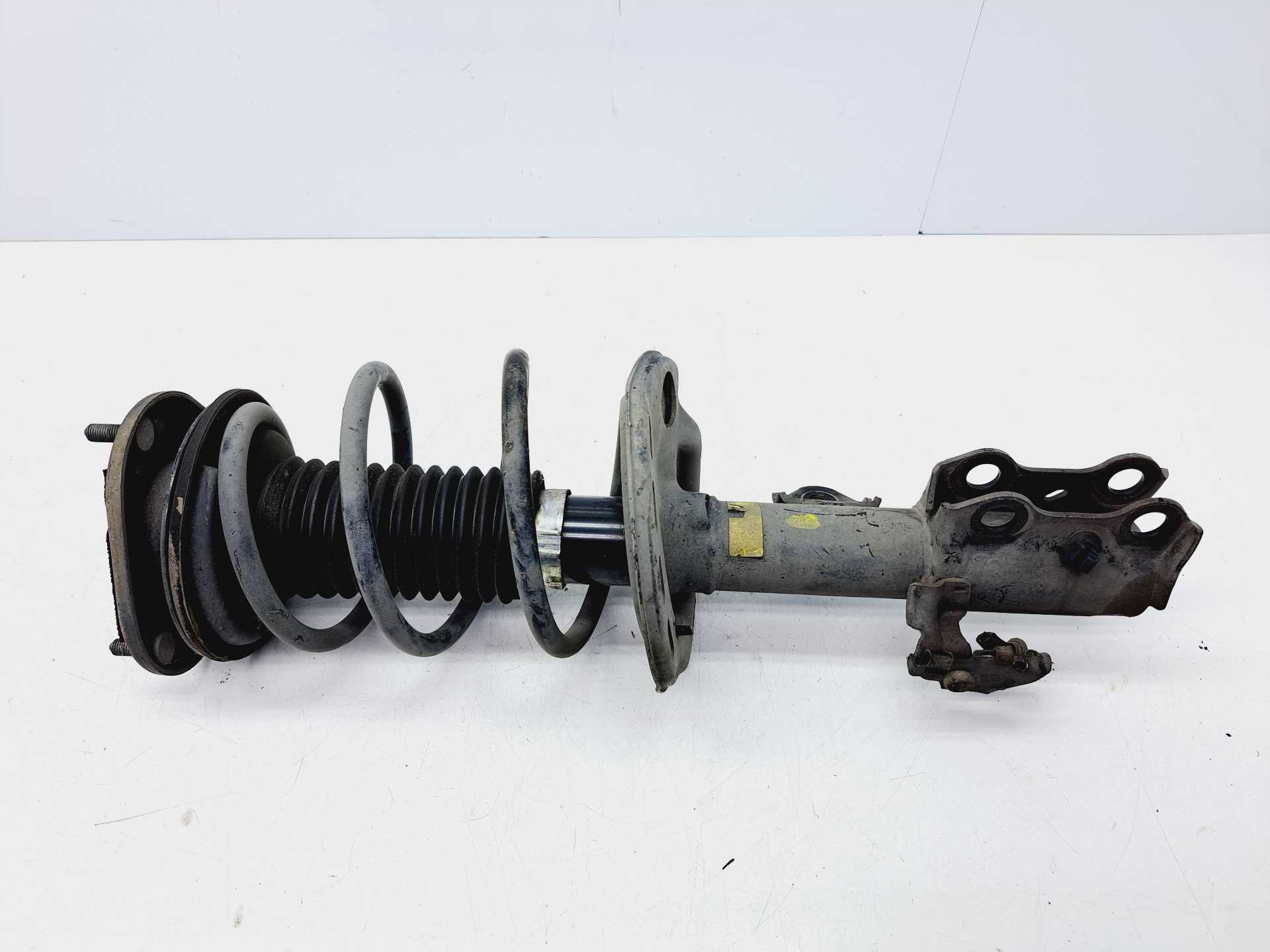 Recambio de amortiguador delantero derecho para toyota auris 1.6 16v cat referencia OEM IAM   