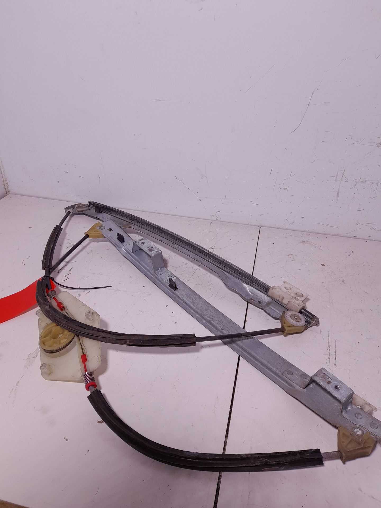 Recambio de elevalunas delantero izquierdo para citroën c4 picasso seduction referencia OEM IAM 9221CV  