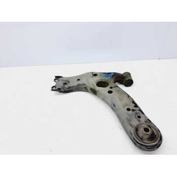 Recambio de brazo suspension inferior delantero derecho para toyota auris 1.6 16v cat referencia OEM IAM   