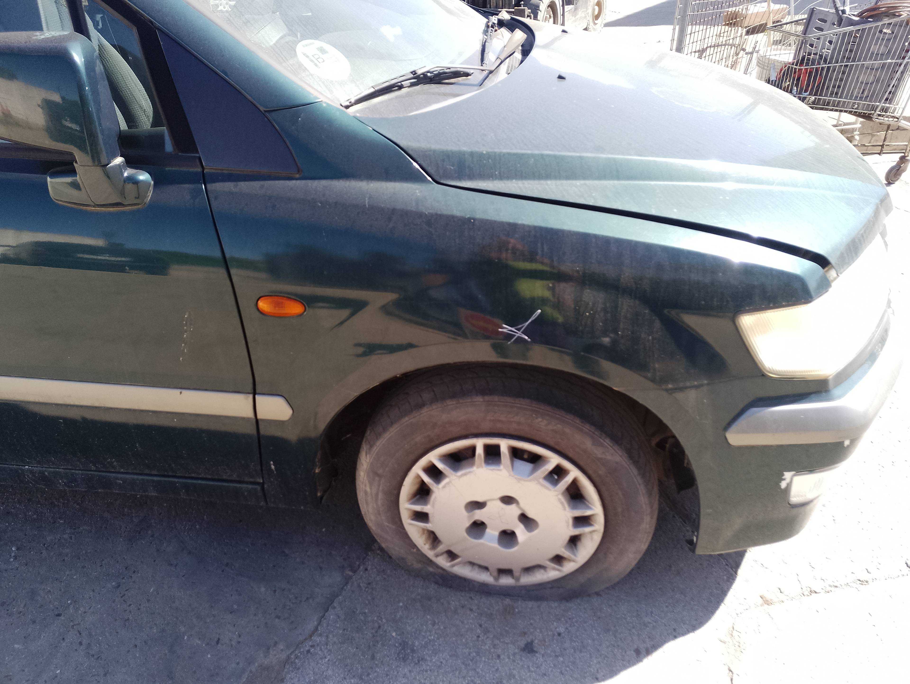 Recambio de aleta delantera derecha para mitsubishi space wagon (n80/n90) 2,4 glx referencia OEM IAM   