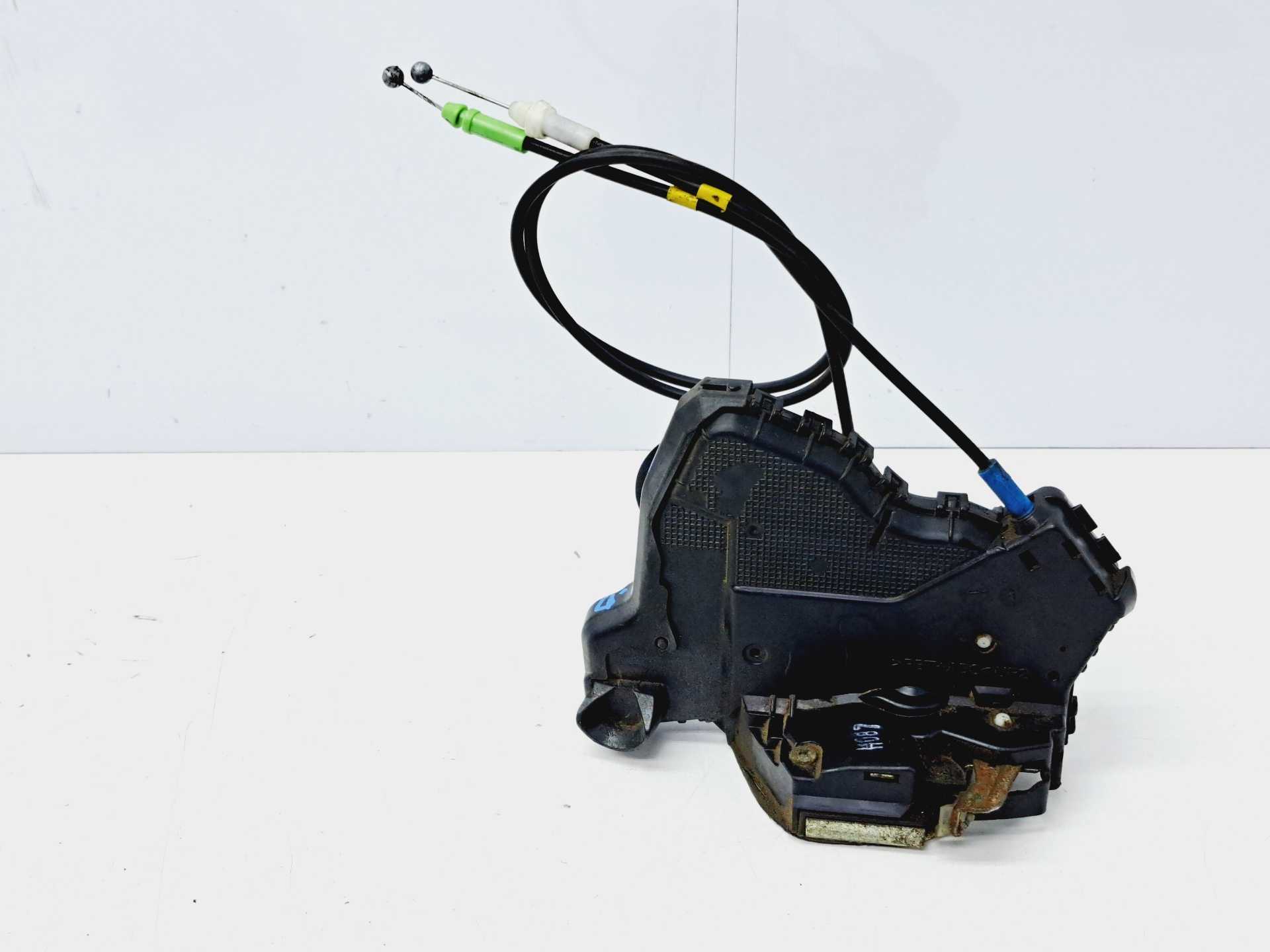 Recambio de cerradura puerta delantera derecha para toyota auris 1.6 16v cat referencia OEM IAM   