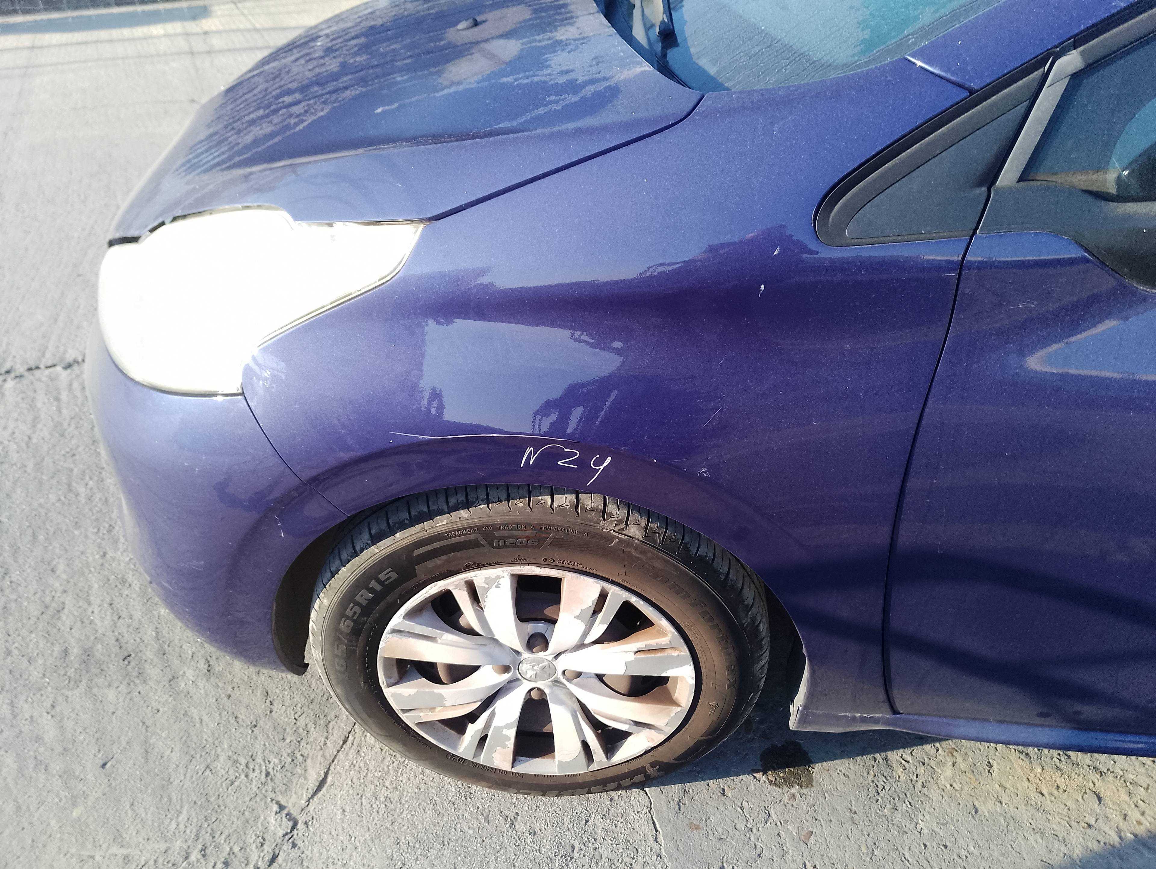 Recambio de aleta delantera izquierda para peugeot 208 access referencia OEM IAM   