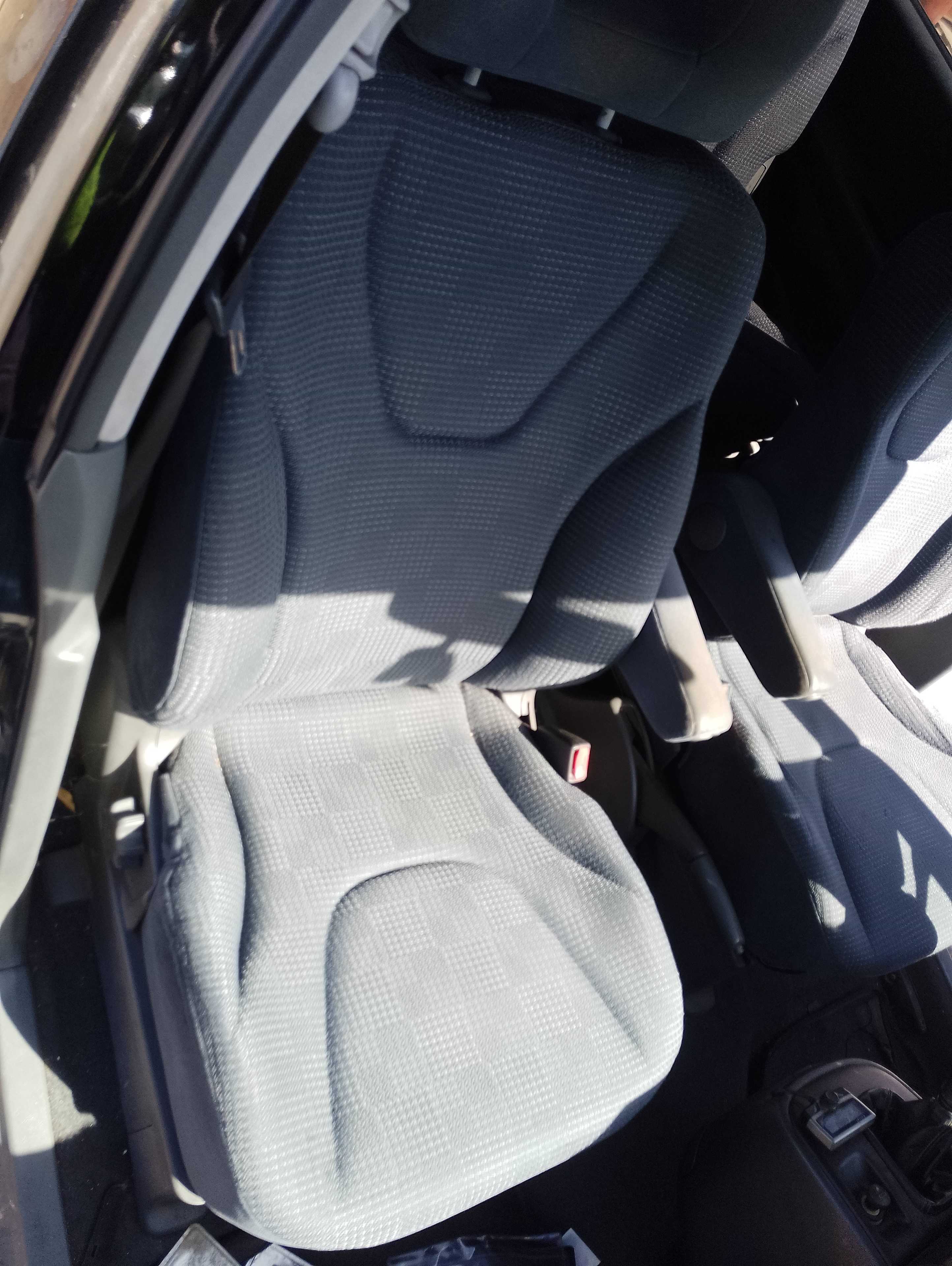 Recambio de asiento delantero derecho para mitsubishi space wagon (n80/n90) 2,4 glx referencia OEM IAM   