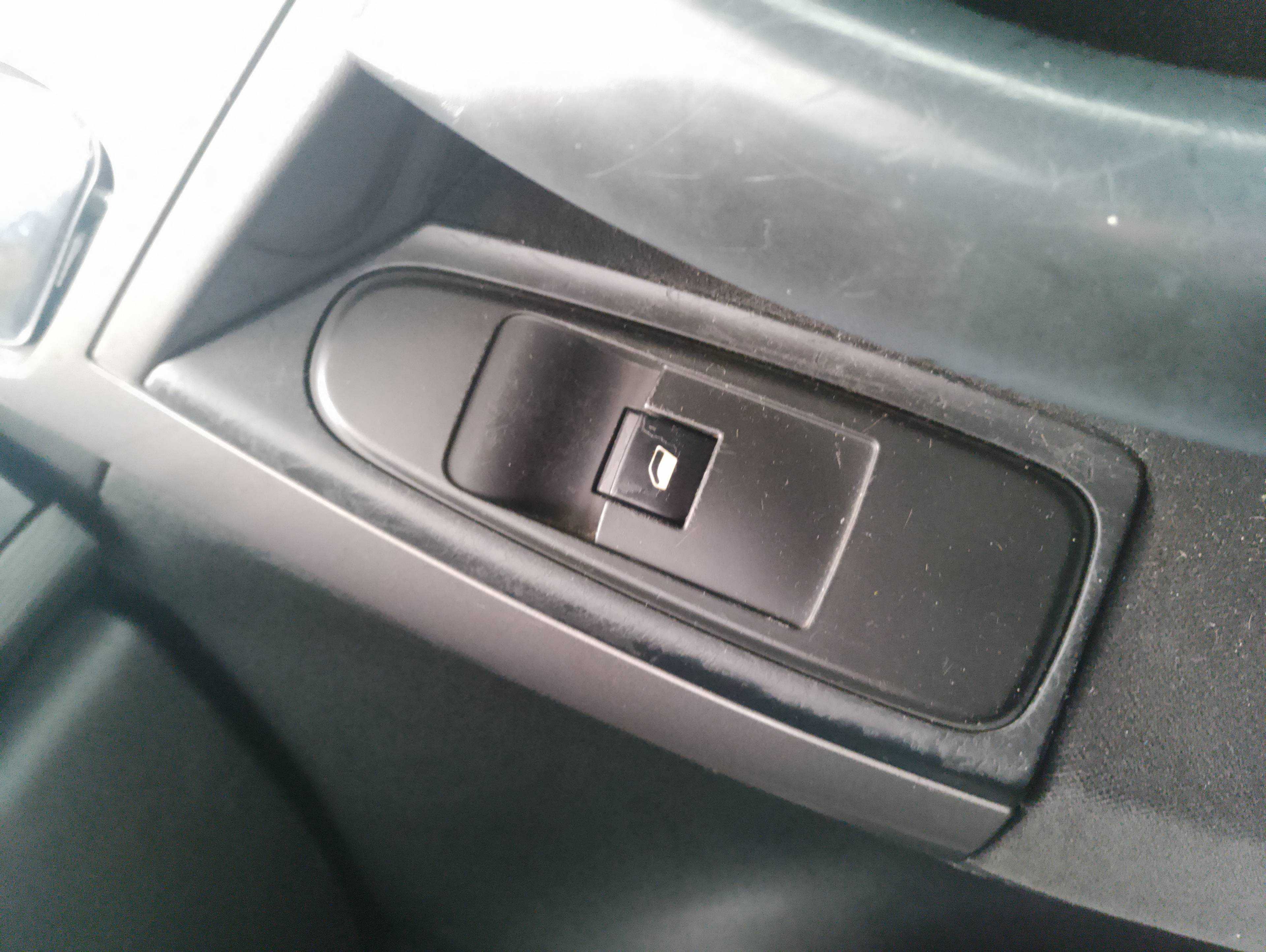 Recambio de mando elevalunas delantero derecho para citroën c4 picasso seduction referencia OEM IAM   