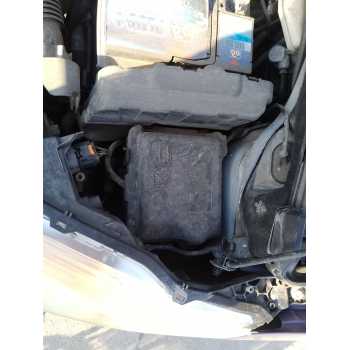 CAJA RELES / FUSIBLES 