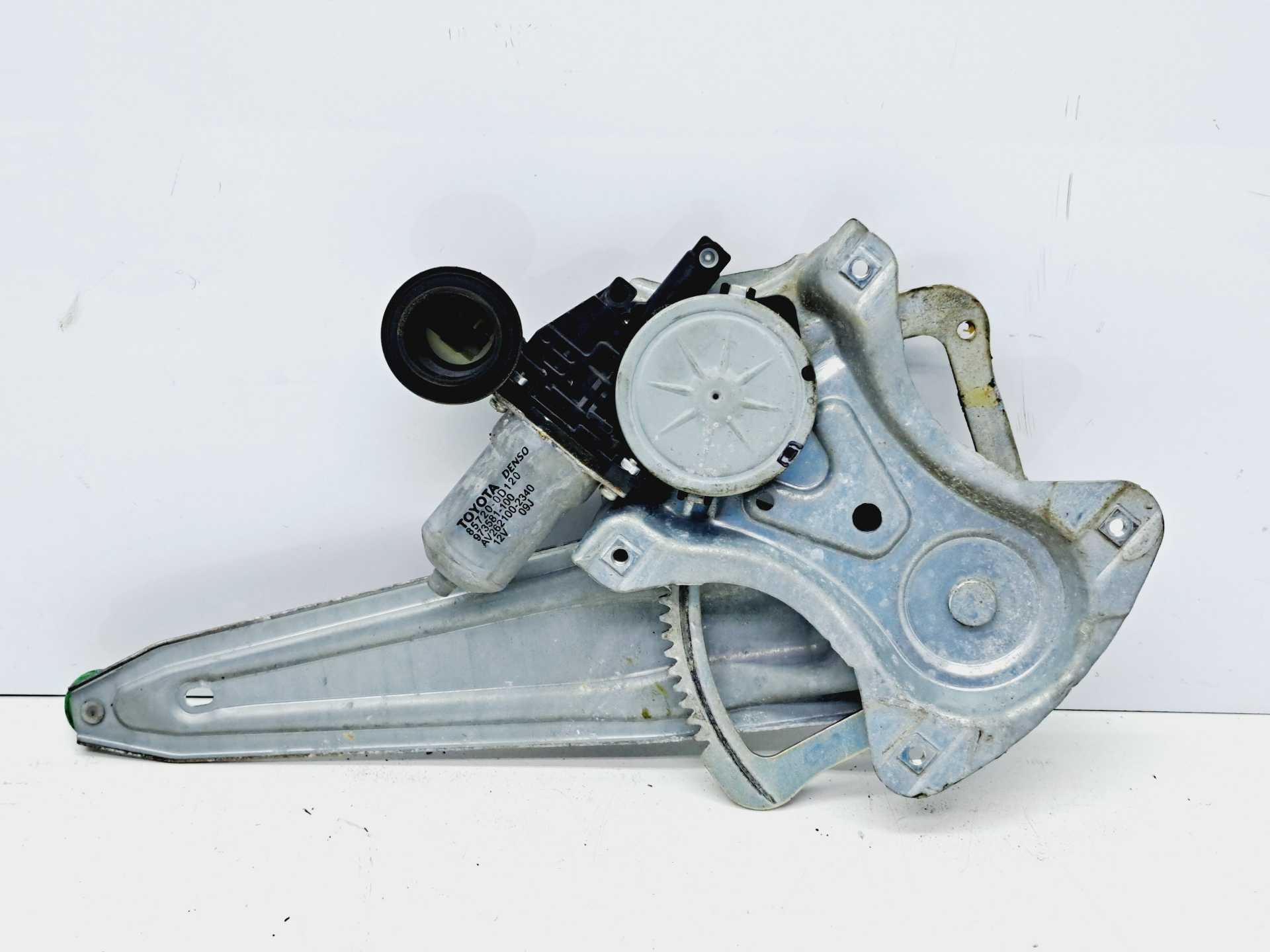 Recambio de elevalunas trasero derecho para toyota auris 1.6 16v cat referencia OEM IAM 857200D120 973581100 DENSO