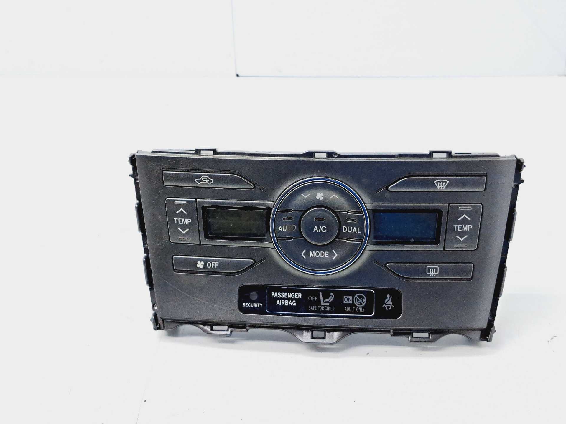 Recambio de mando climatizador para toyota auris 1.6 16v cat referencia OEM IAM 5590002230B  