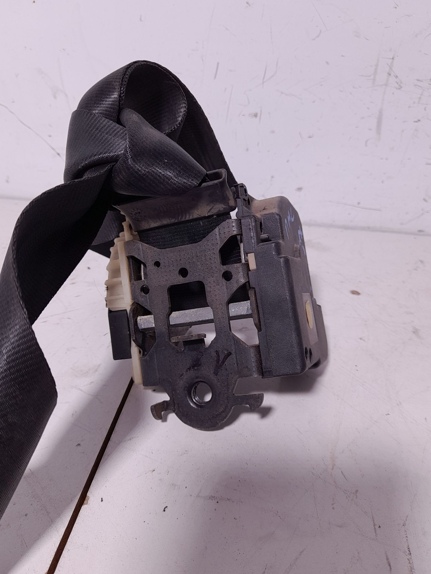Recambio de cinturon seguridad delantero izquierdo para citroën c3 1.1 satisfaction referencia OEM IAM   