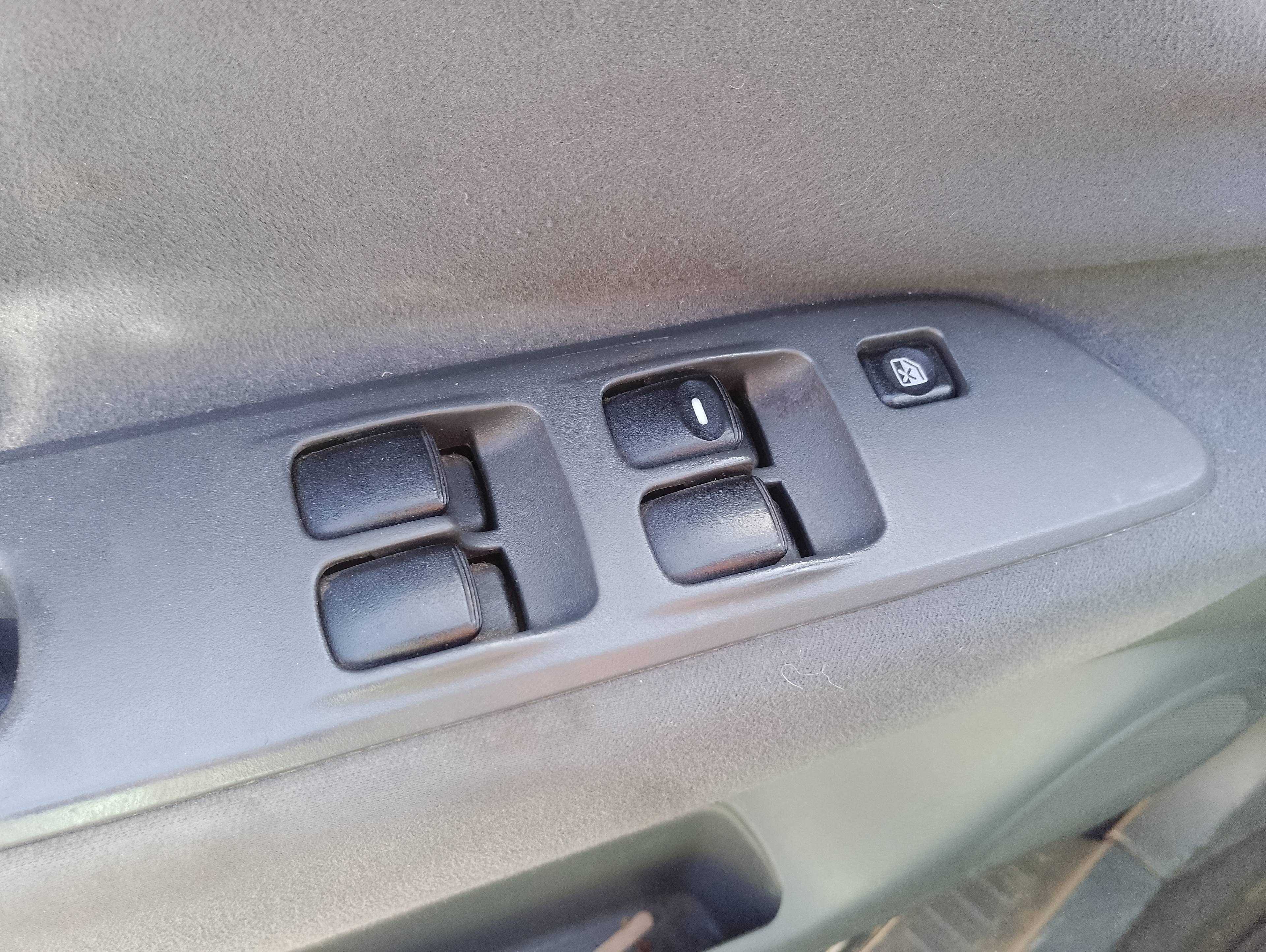 Recambio de mando elevalunas delantero izquierdo para mitsubishi space wagon (n80/n90) 2,4 glx referencia OEM IAM   