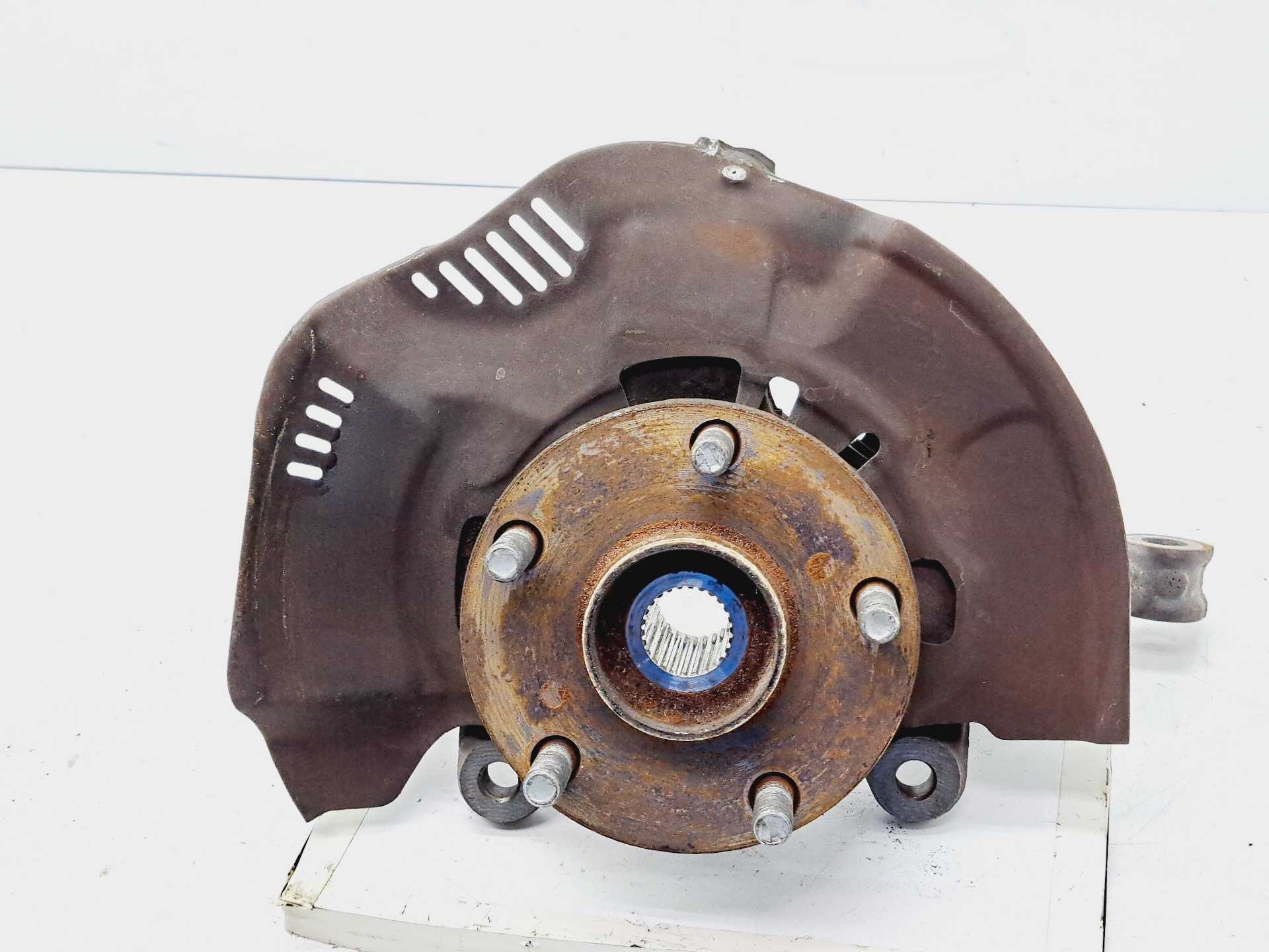 Recambio de mangueta delantera derecha para toyota auris 1.6 16v cat referencia OEM IAM   