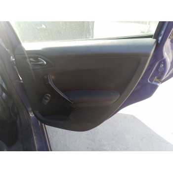 Recambio de guarnecido puerta trasera derecha para peugeot 208 access referencia OEM IAM   