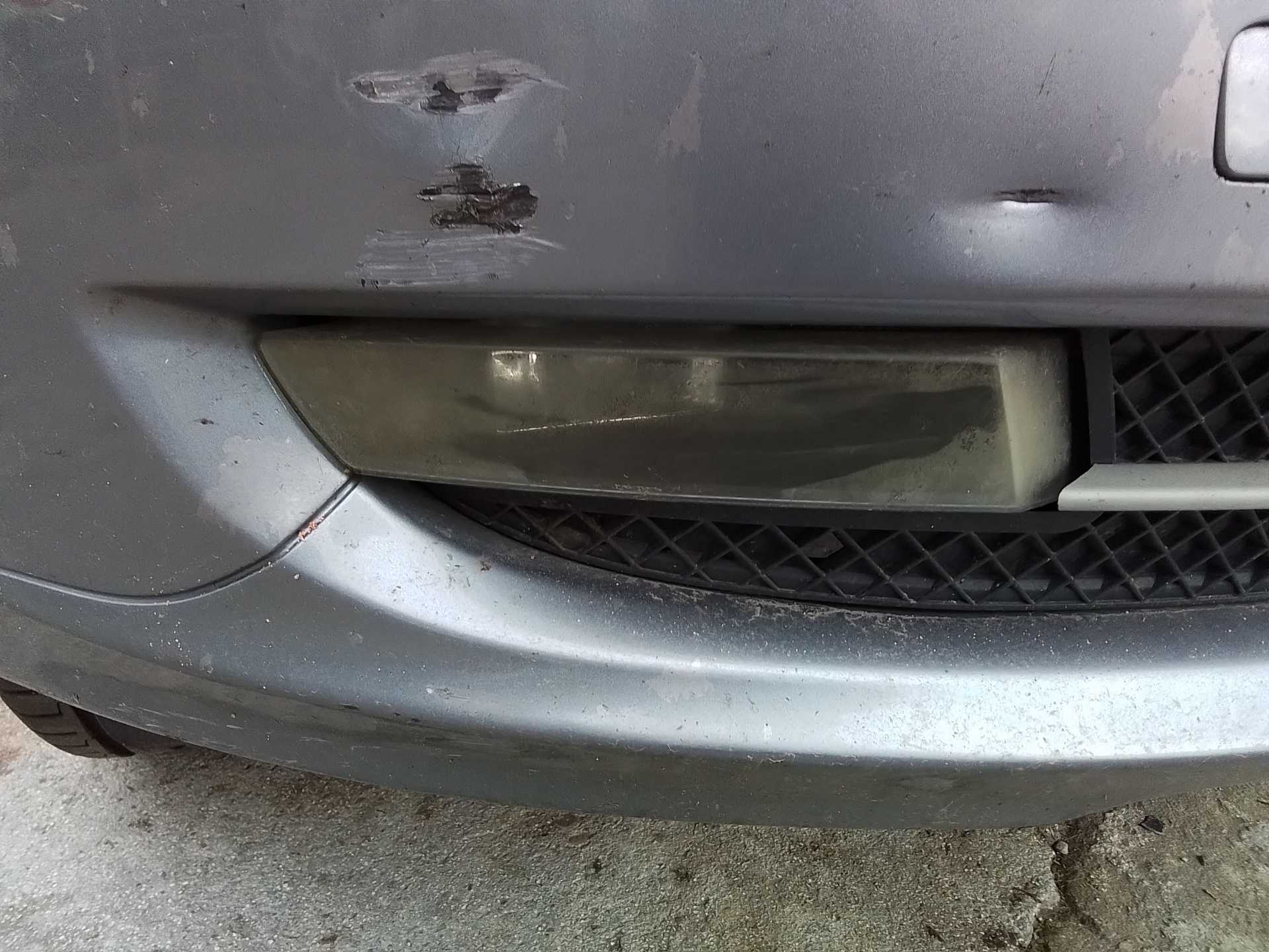 Recambio de faro antiniebla derecho para bmw serie 1 berlina (e81/e87) 118d referencia OEM IAM   