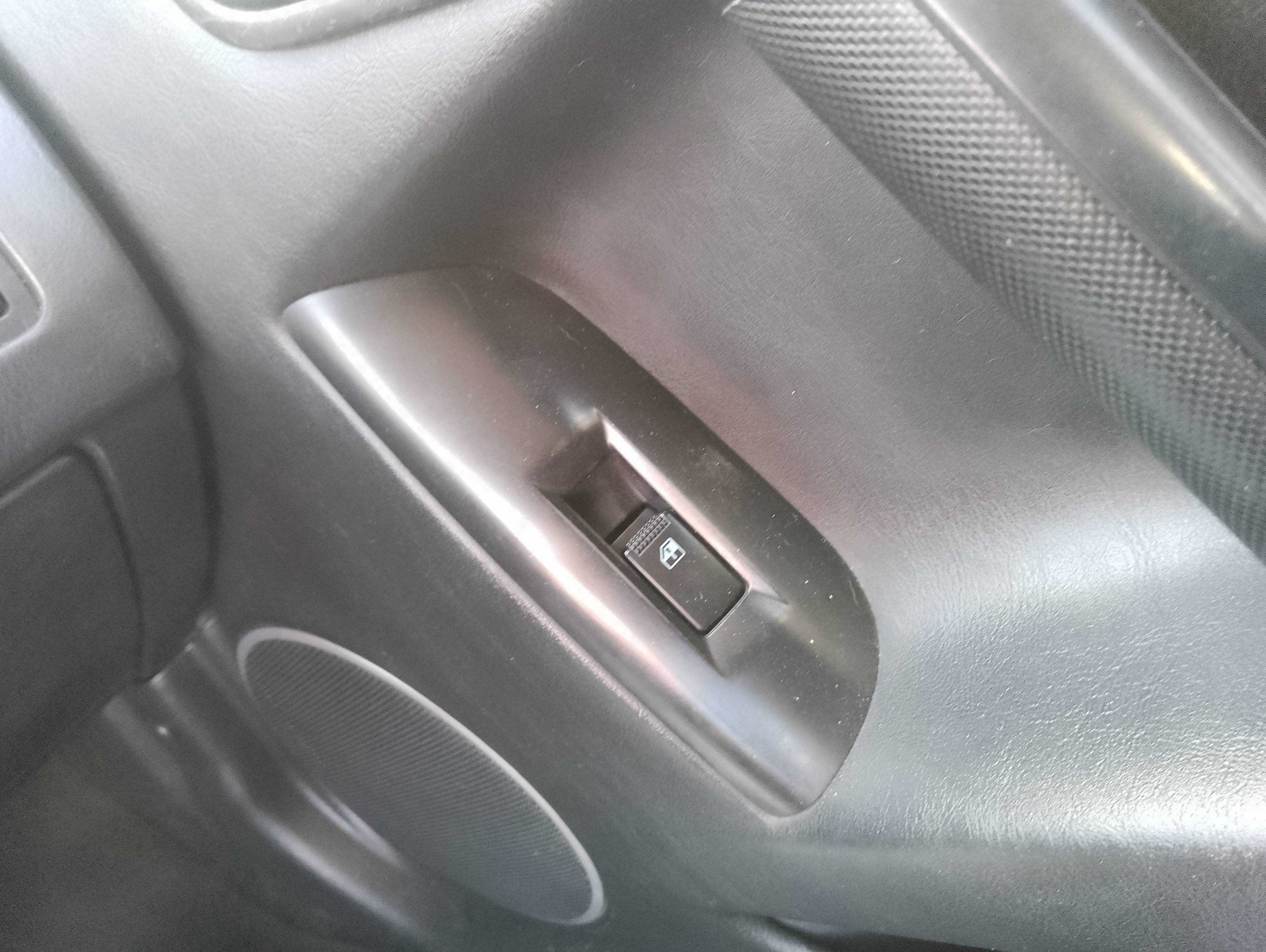 Recambio de mando elevalunas delantero derecho para hyundai coupe (gk) 2.0 fx full referencia OEM IAM   