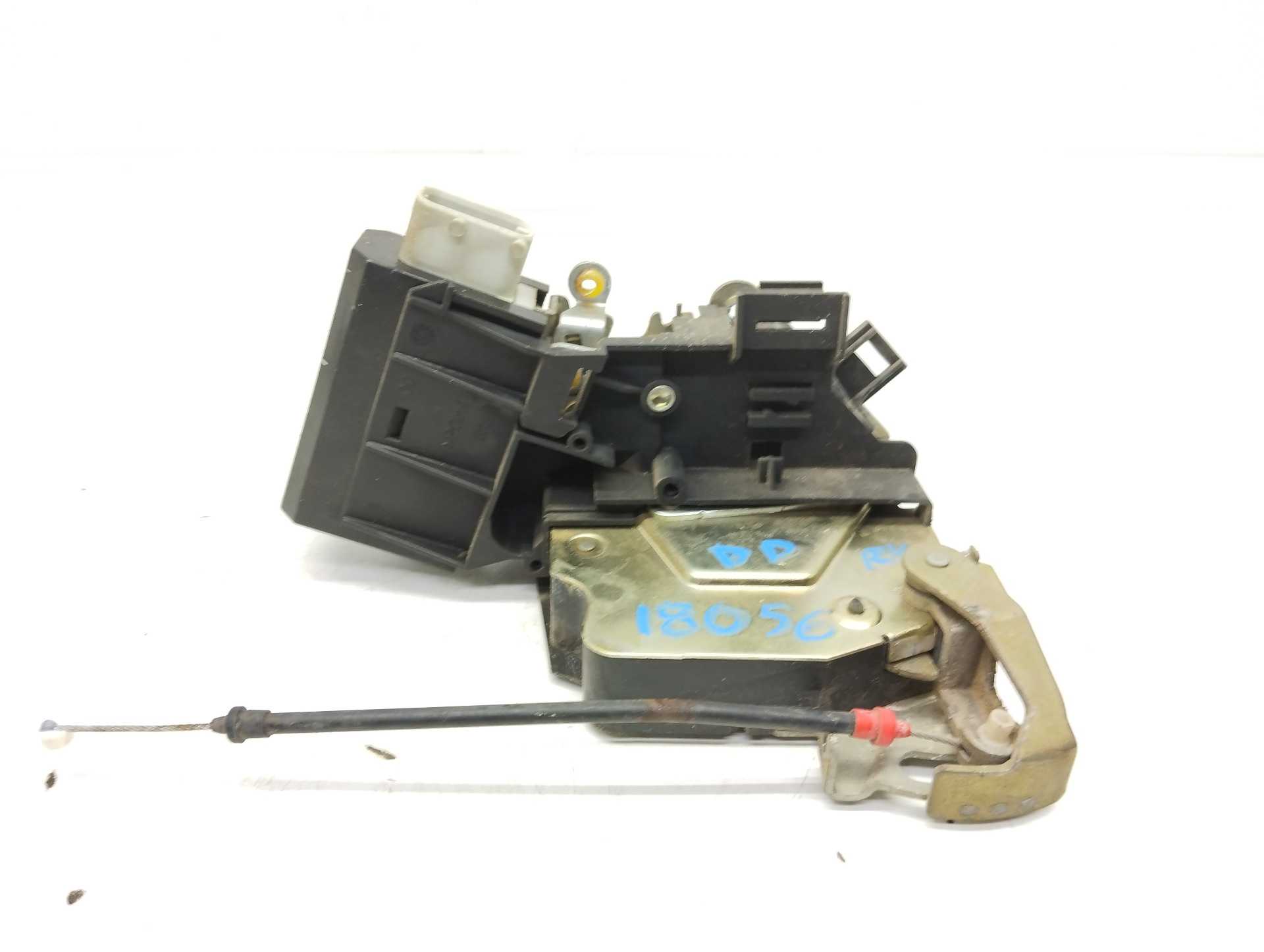 Recambio de cerradura puerta delantera derecha para bmw serie 5 berlina (e39) 520i referencia OEM IAM 8352165  