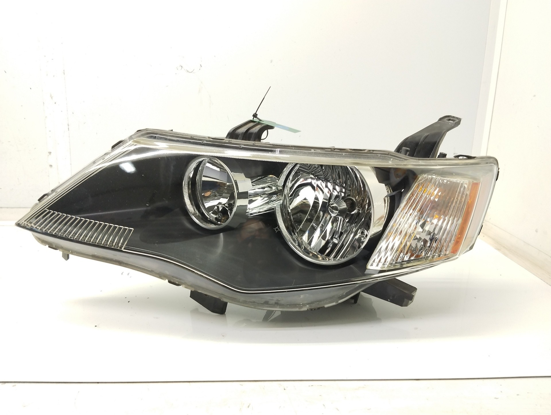 Recambio de faro izquierdo para mitsubishi outlander (cw0) 2.2 di-d cat referencia OEM IAM 12V223CP  