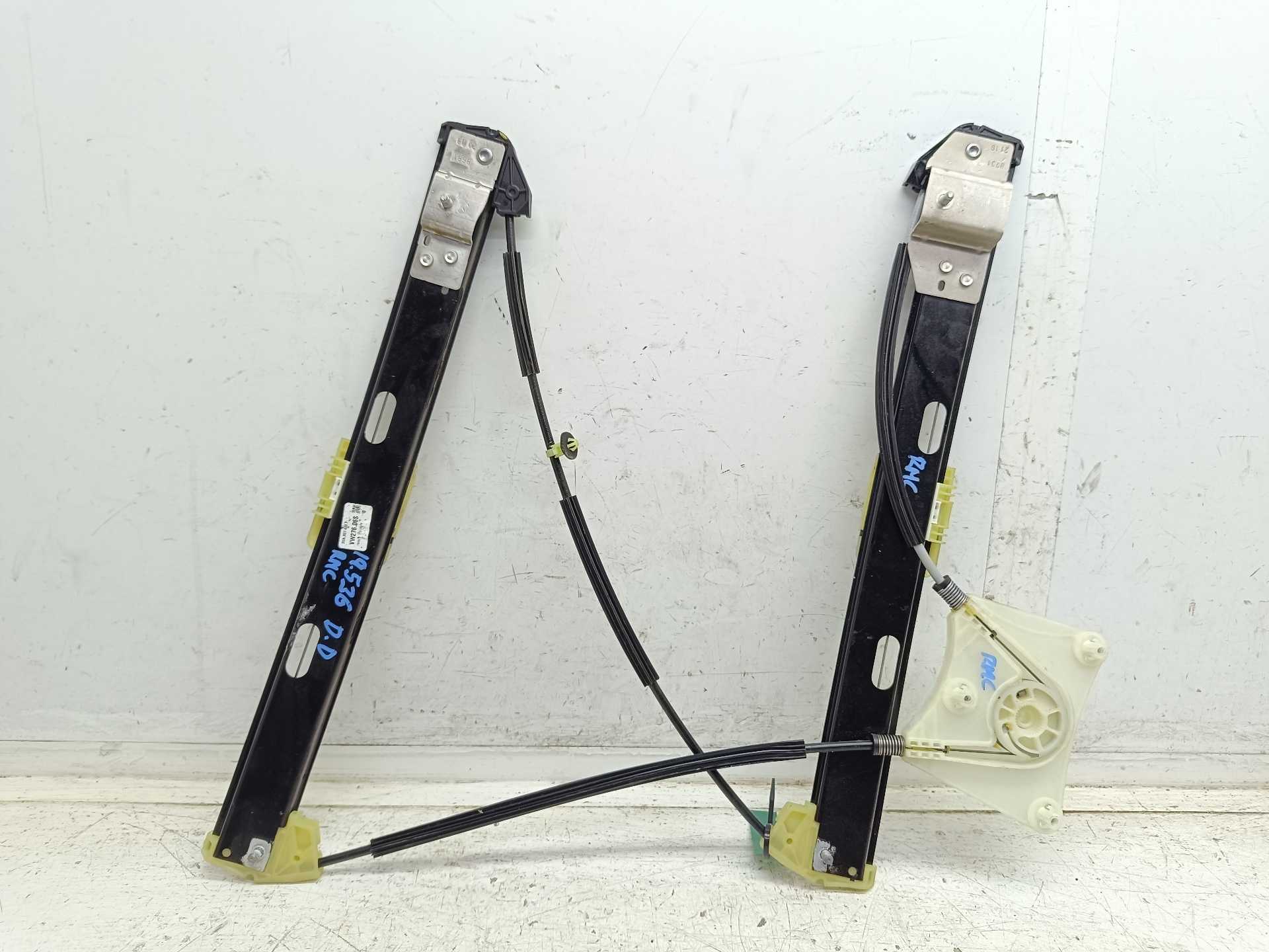 Recambio de elevalunas delantero derecho para volkswagen t-roc advance r-line referencia OEM IAM 2GA837462F  