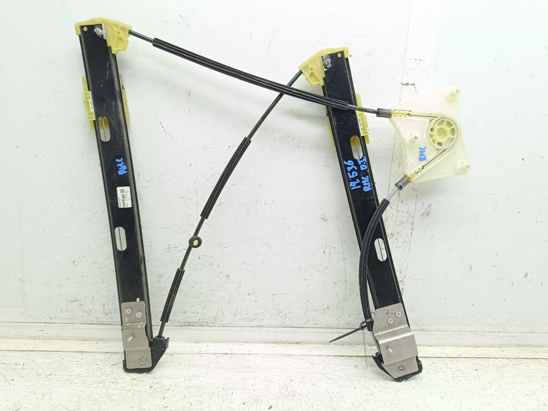 Recambio de elevalunas delantero izquierdo para volkswagen t-roc advance r-line referencia OEM IAM 2GA837461F  