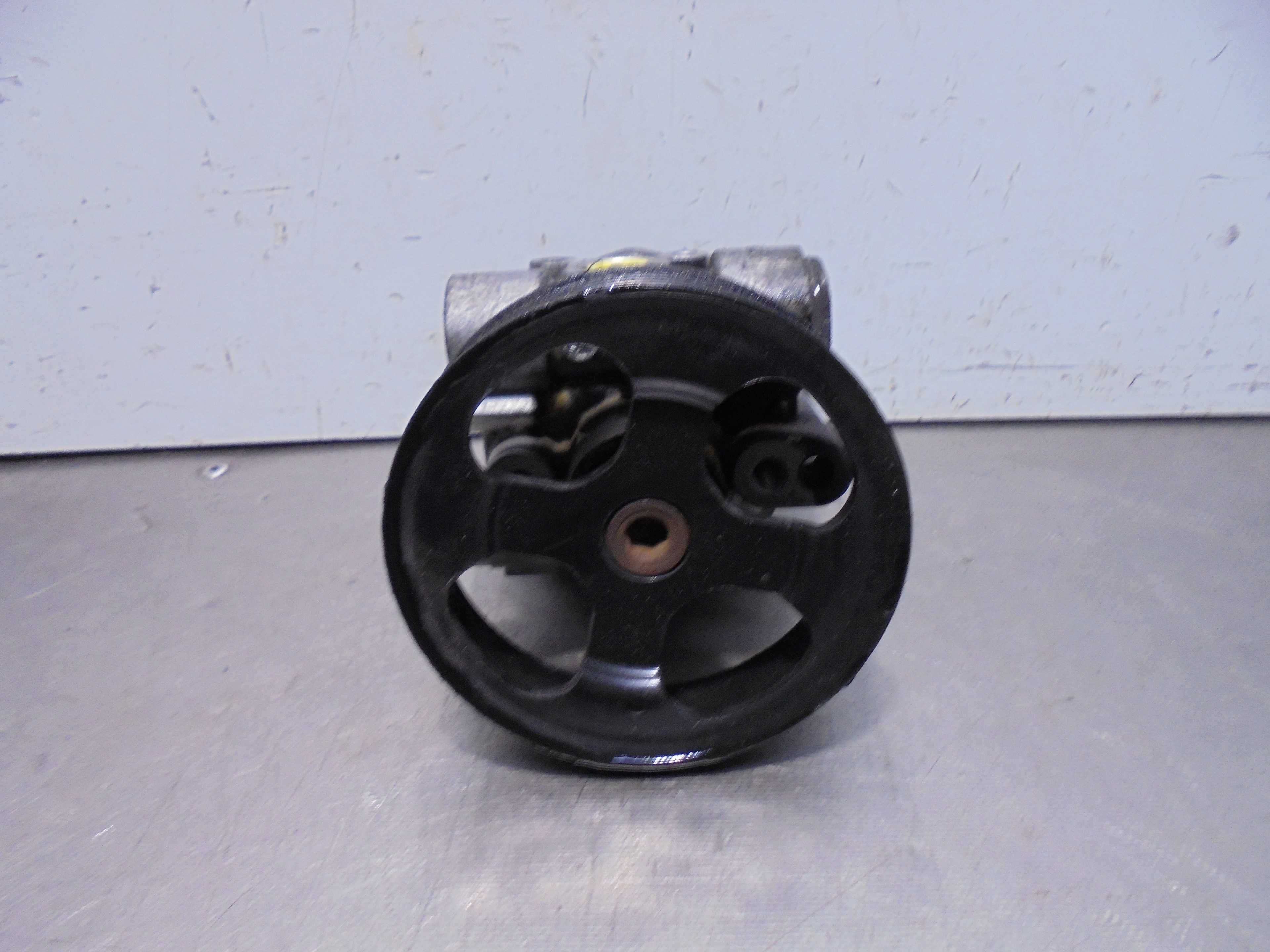 Recambio de bomba direccion para mitsubishi grandis (na0w) 2.0 di-d cat referencia OEM IAM 7V022237  