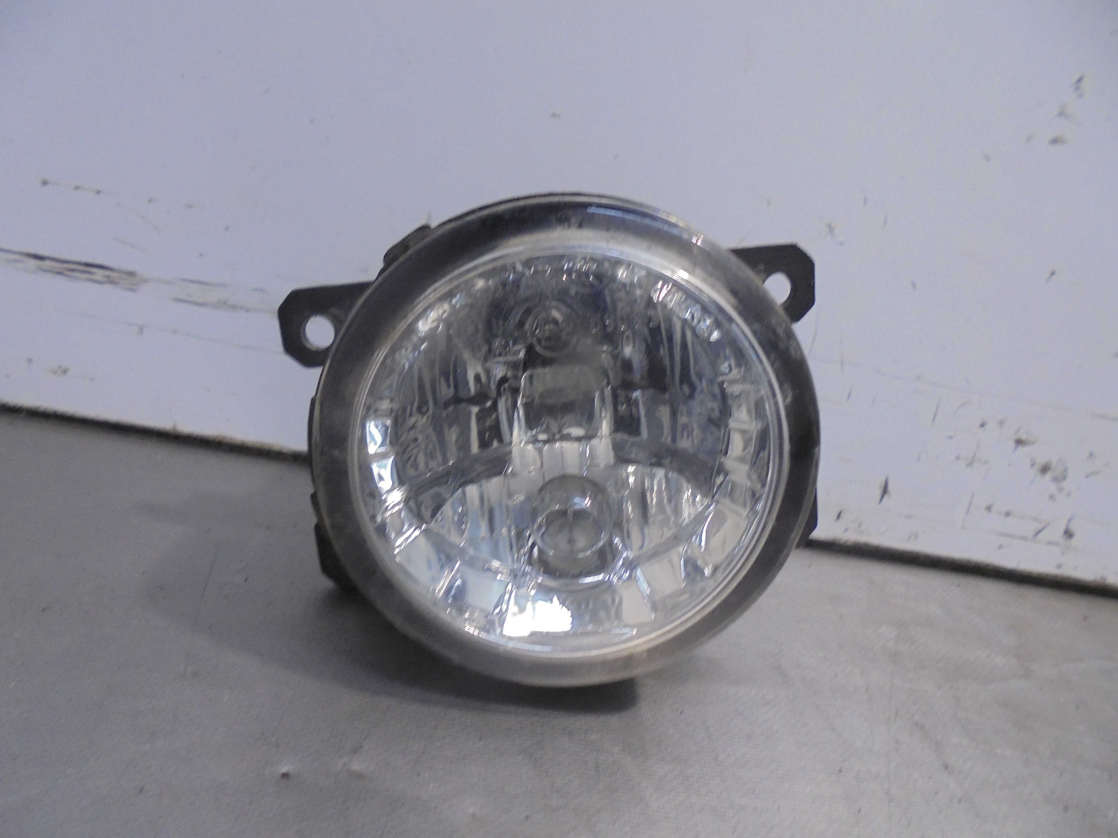 Recambio de faro antiniebla izquierdo para ford ecosport titanium referencia OEM IAM E3B515B243AA VALEO 