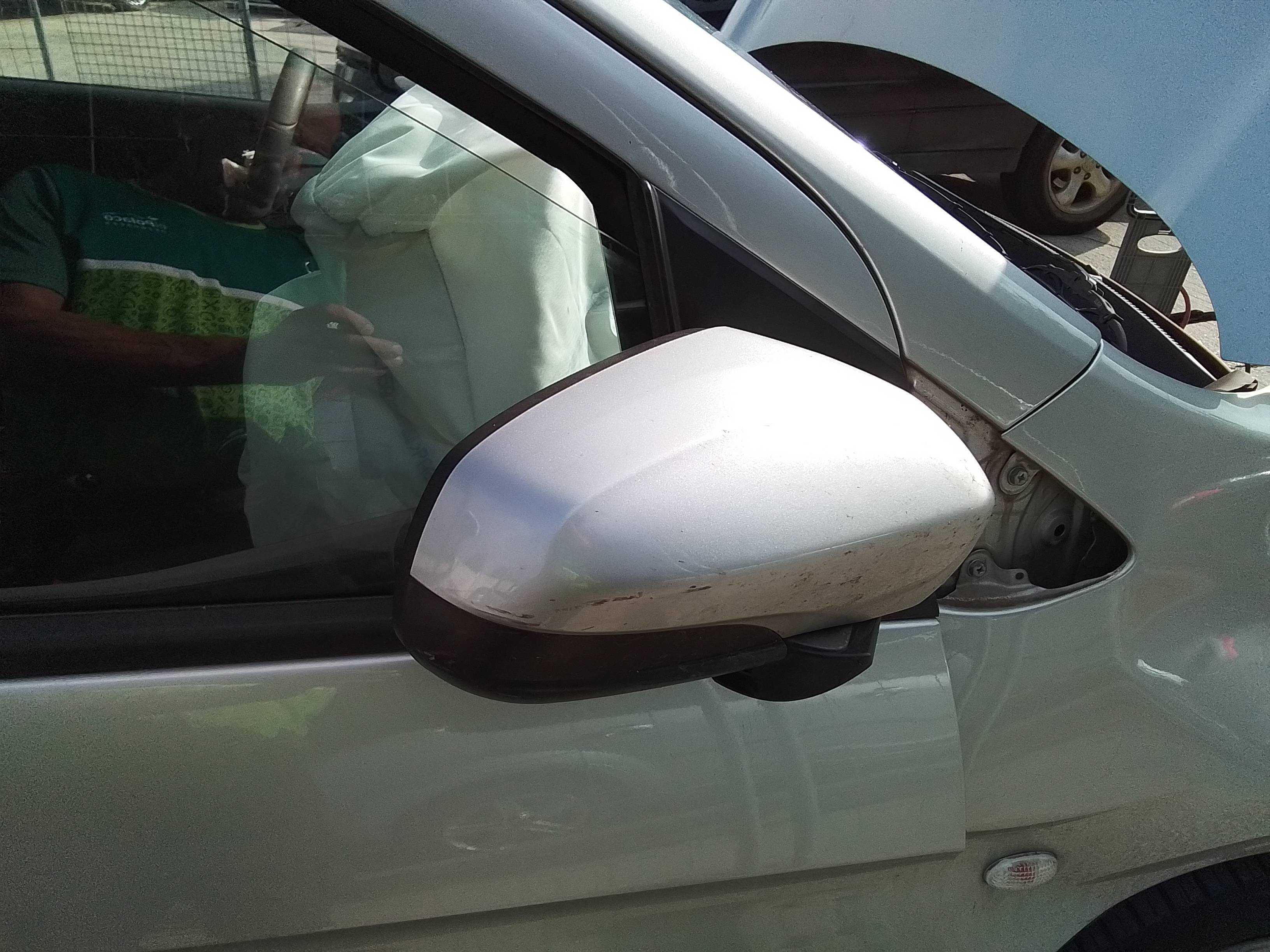 Recambio de retrovisor derecho para opel karl edition referencia OEM IAM   
