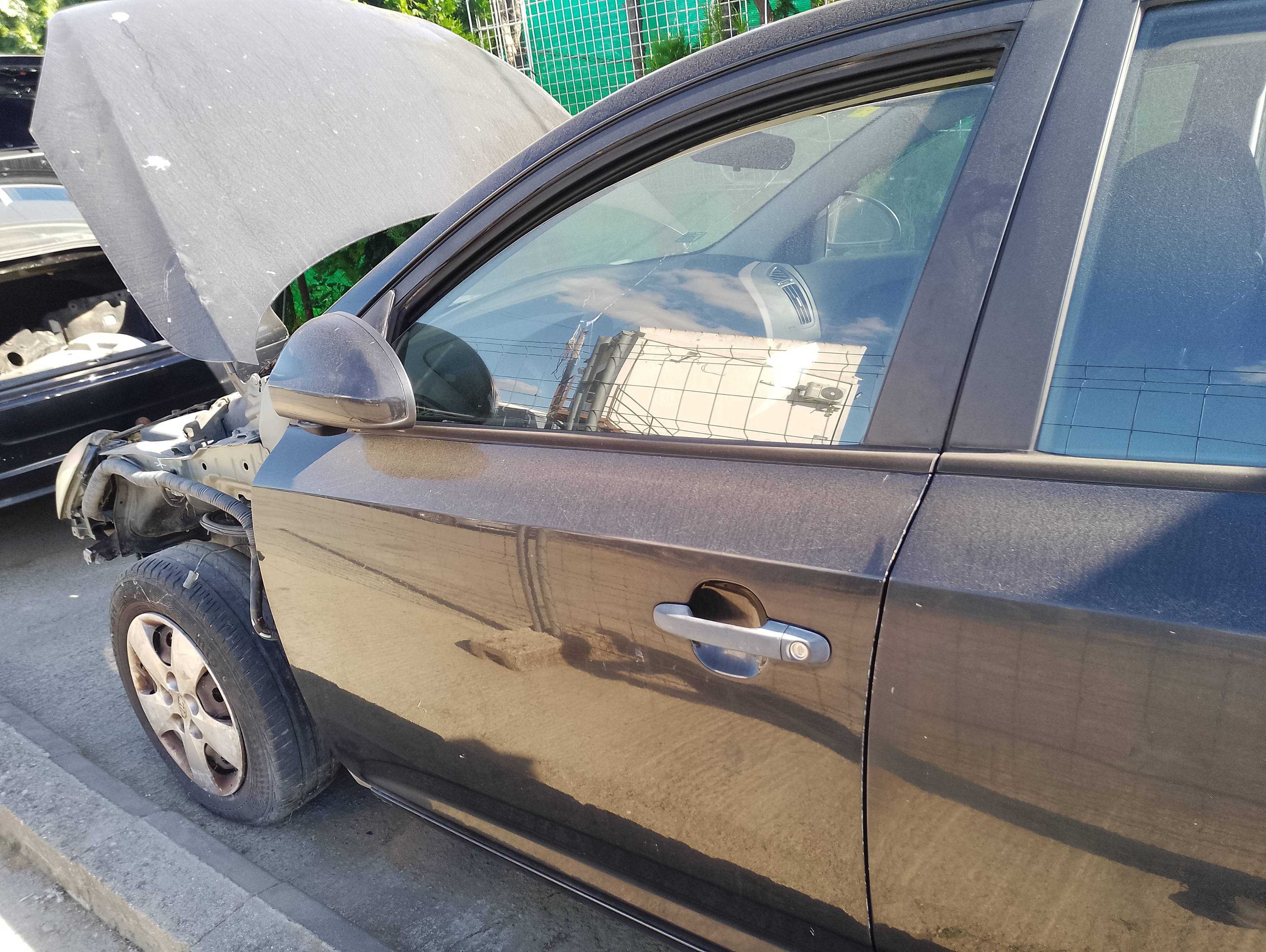Recambio de puerta delantera izquierda para kia cee´d concept referencia OEM IAM   