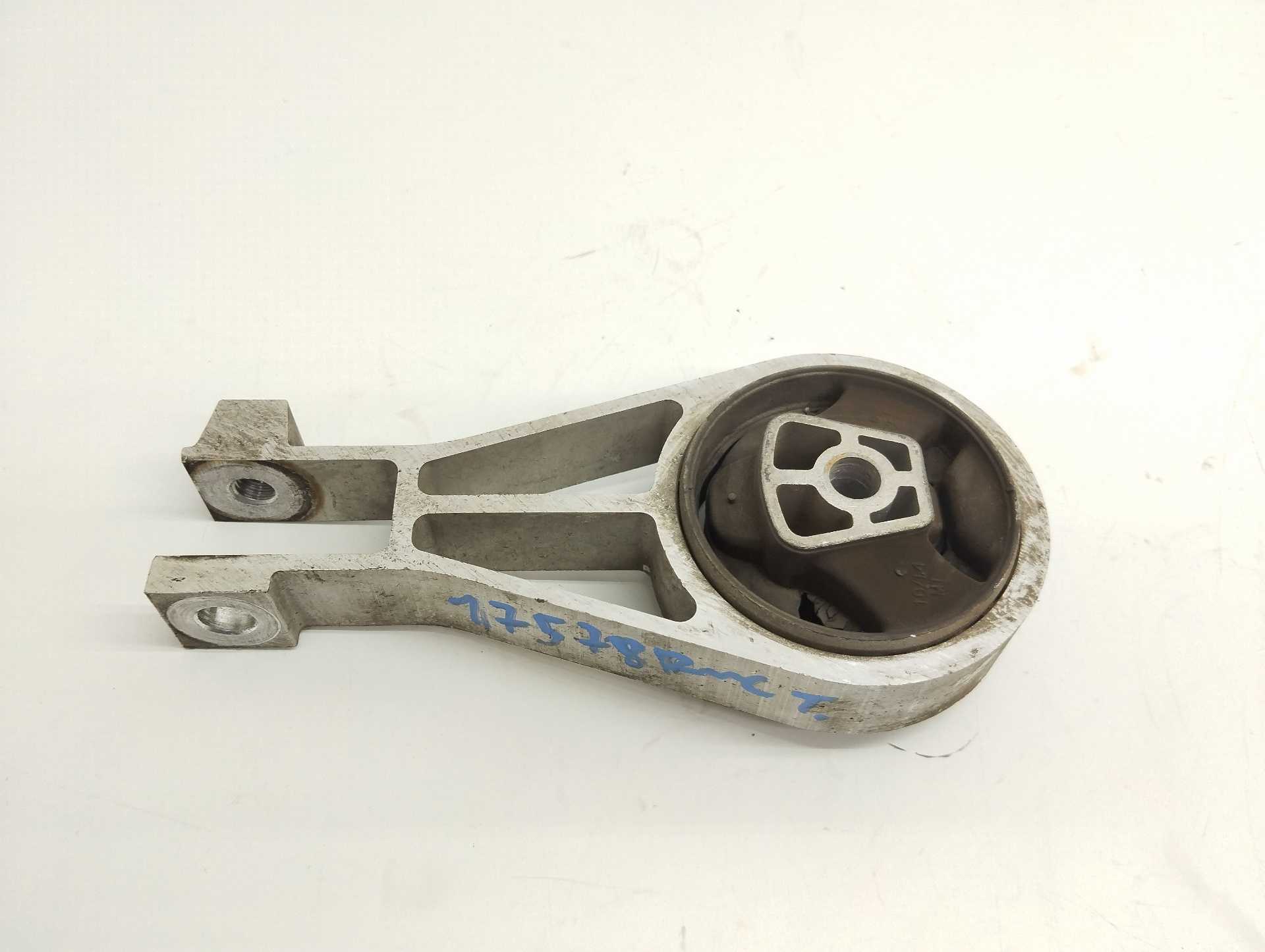 Recambio de soporte motor trasero para opel karl edition referencia OEM IAM   