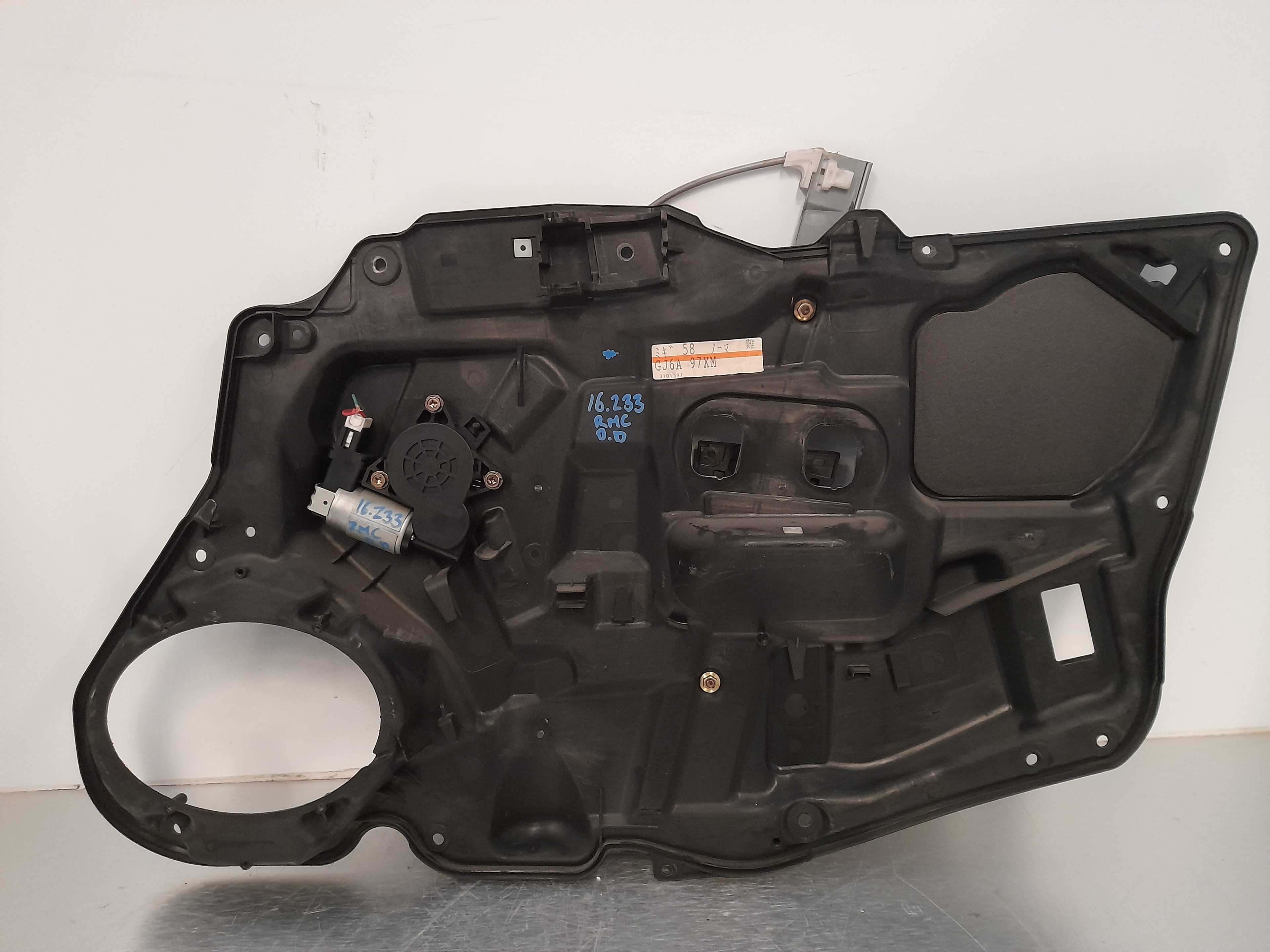 Recambio de elevalunas delantero derecho para mazda 6 berlina (gg) 1.8 cat referencia OEM IAM GJ6A5897  