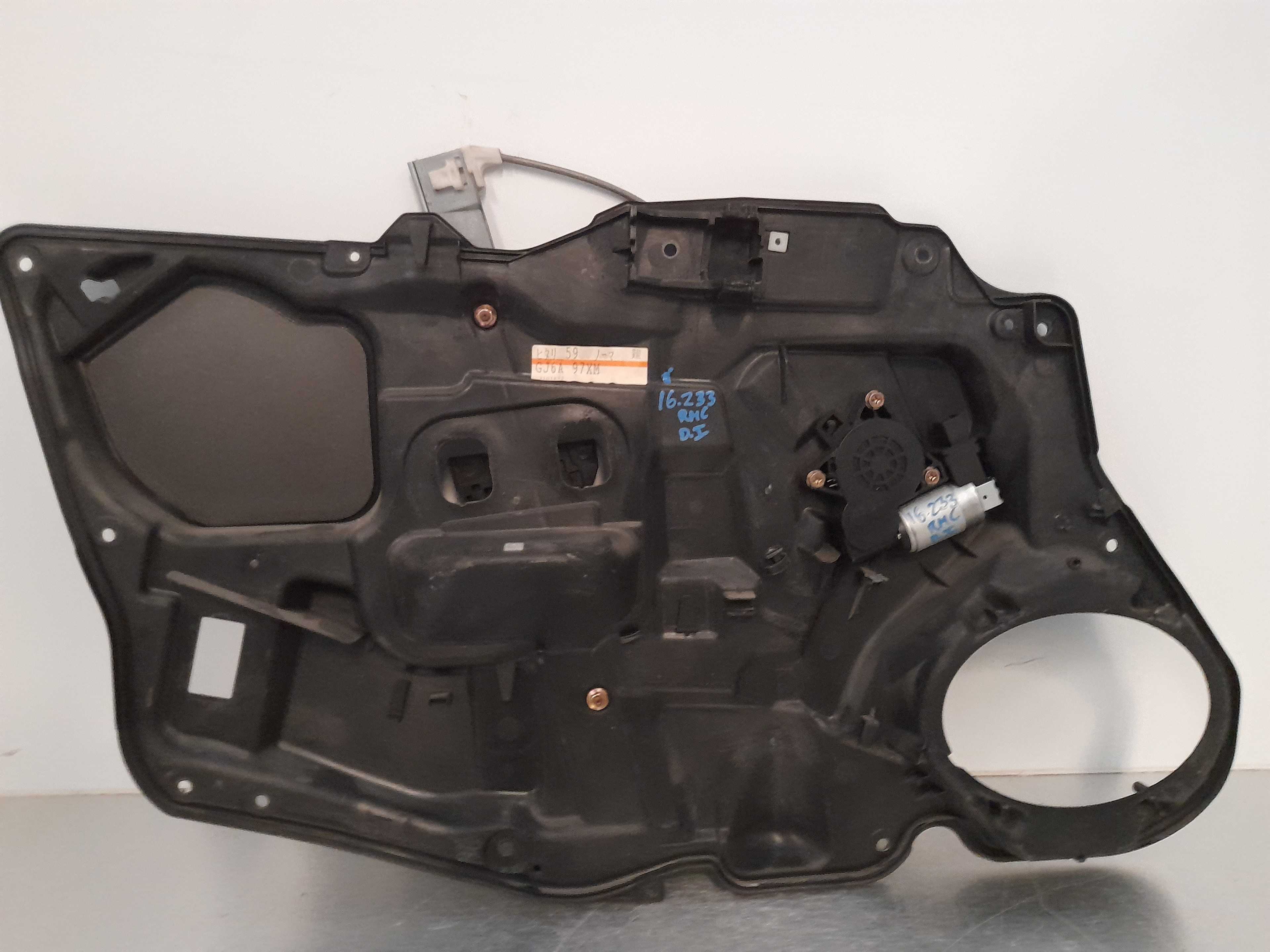 Recambio de elevalunas delantero izquierdo para mazda 6 berlina (gg) 1.8 cat referencia OEM IAM GJ6A5997  