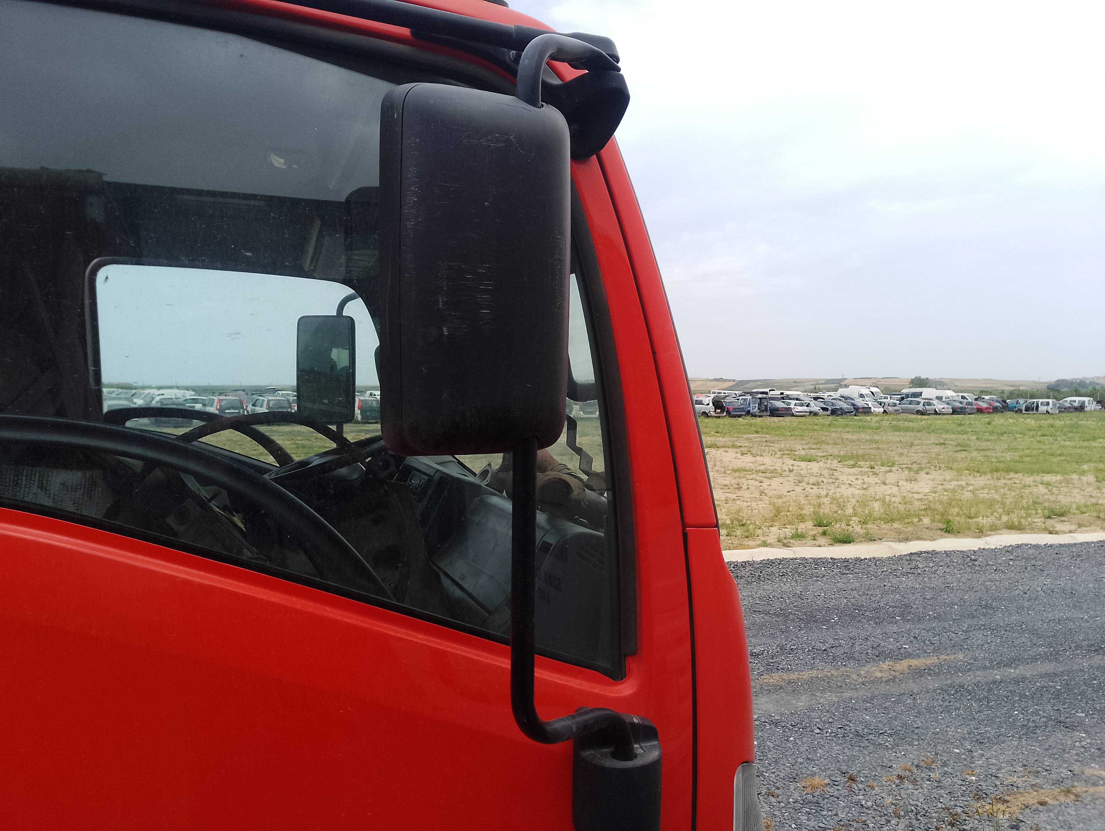Recambio de retrovisor derecho para isuzu p60 3.0 diesel referencia OEM IAM   