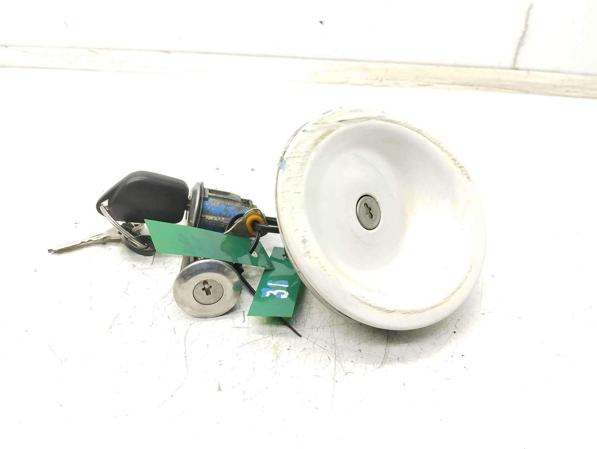 Recambio de tapon combustible para peugeot partner (s2) totem referencia OEM IAM  1508E3 