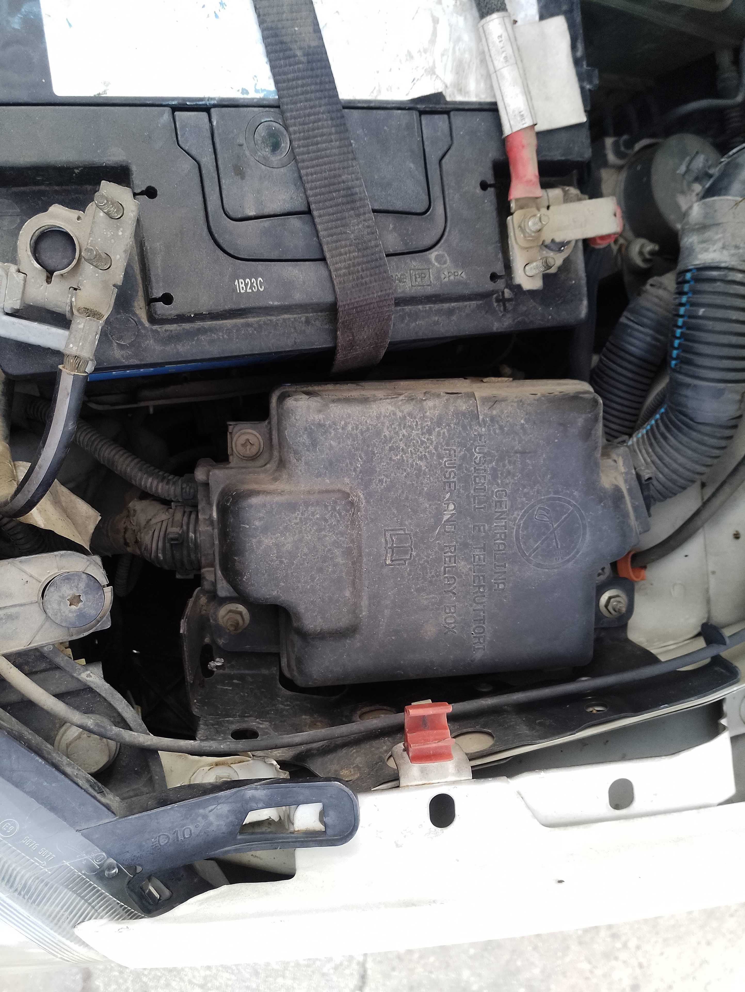 Recambio de caja reles / fusibles para fiat punto (evo) (199) dynamic referencia OEM IAM   