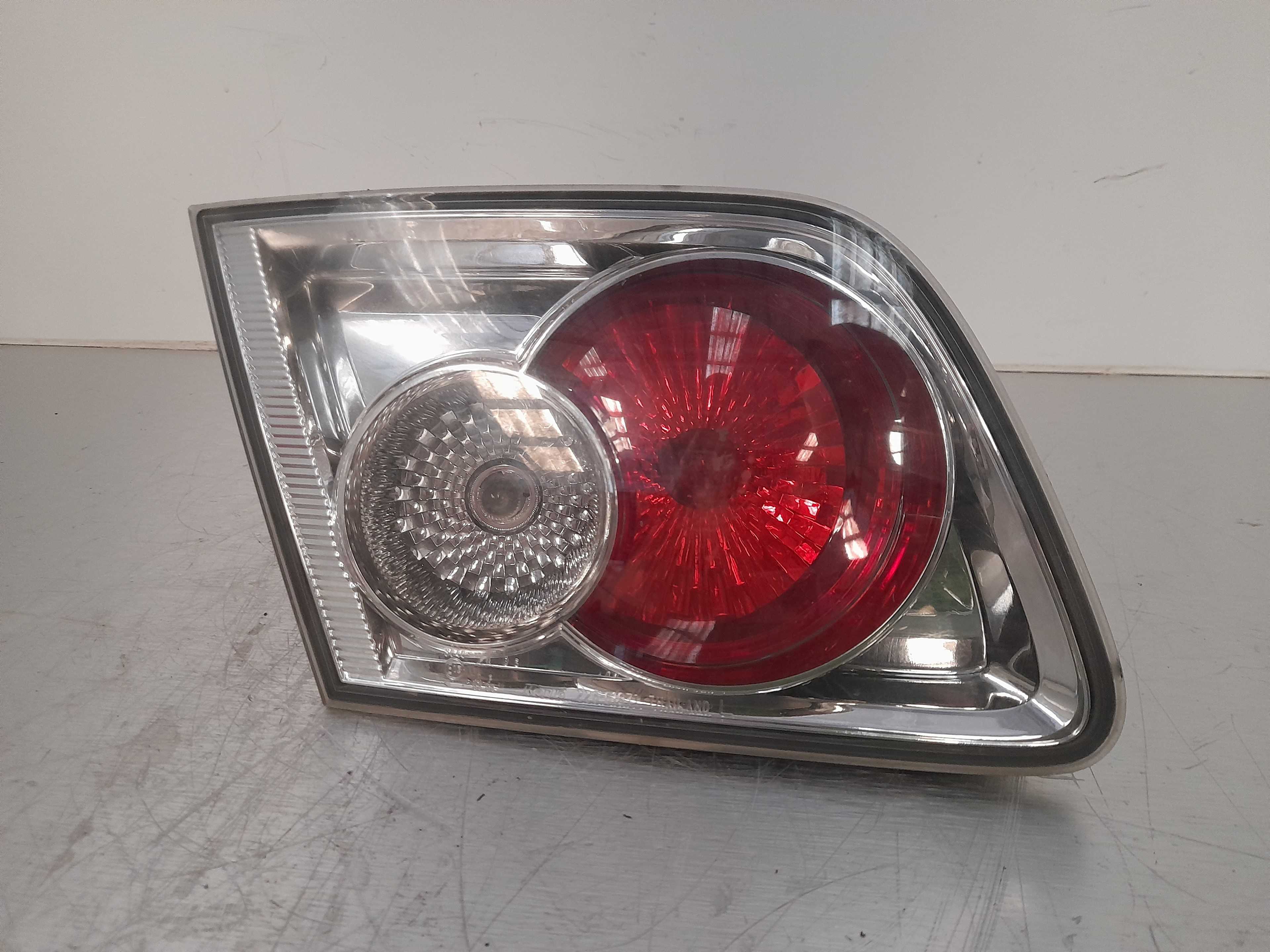 Recambio de piloto porton trasero izquierdo para mazda 6 berlina (gg) 1.8 cat referencia OEM IAM   