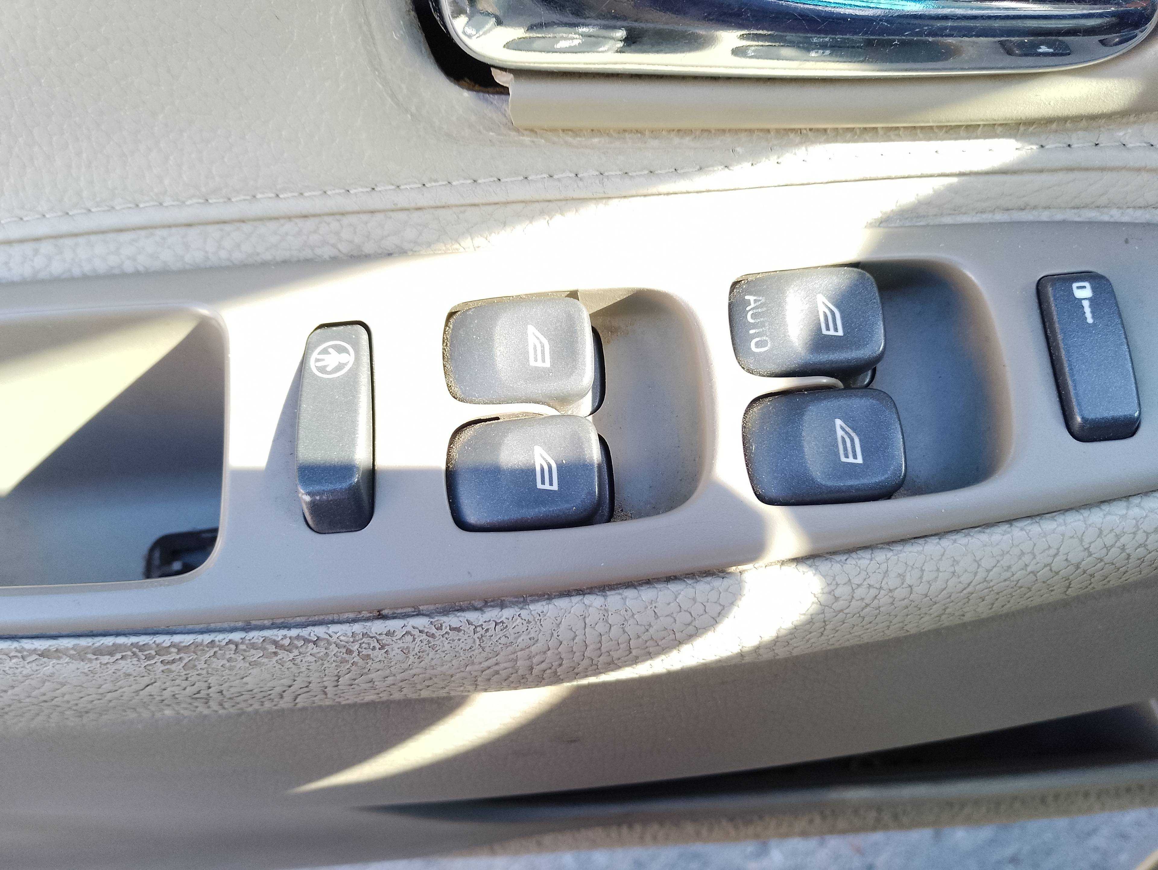 Recambio de mando elevalunas delantero izquierdo para volvo s40 berlina 1.9 d+ (85kw) referencia OEM IAM   