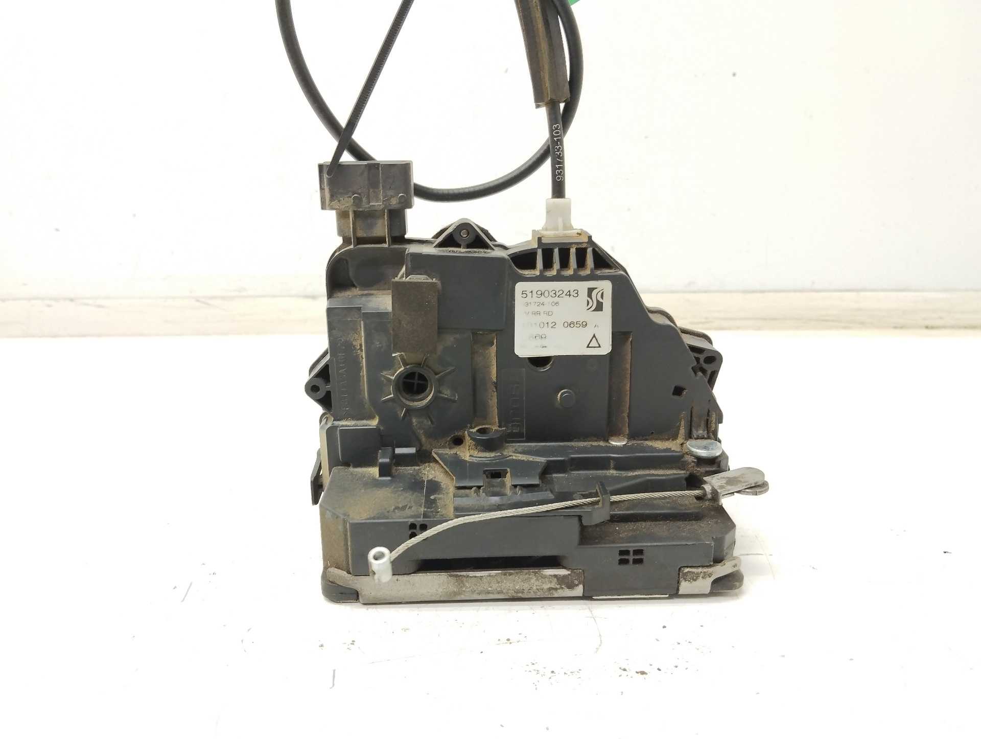 Recambio de cerradura puerta trasera derecha para fiat punto (evo) (199) dynamic referencia OEM IAM 931724106 51903243 